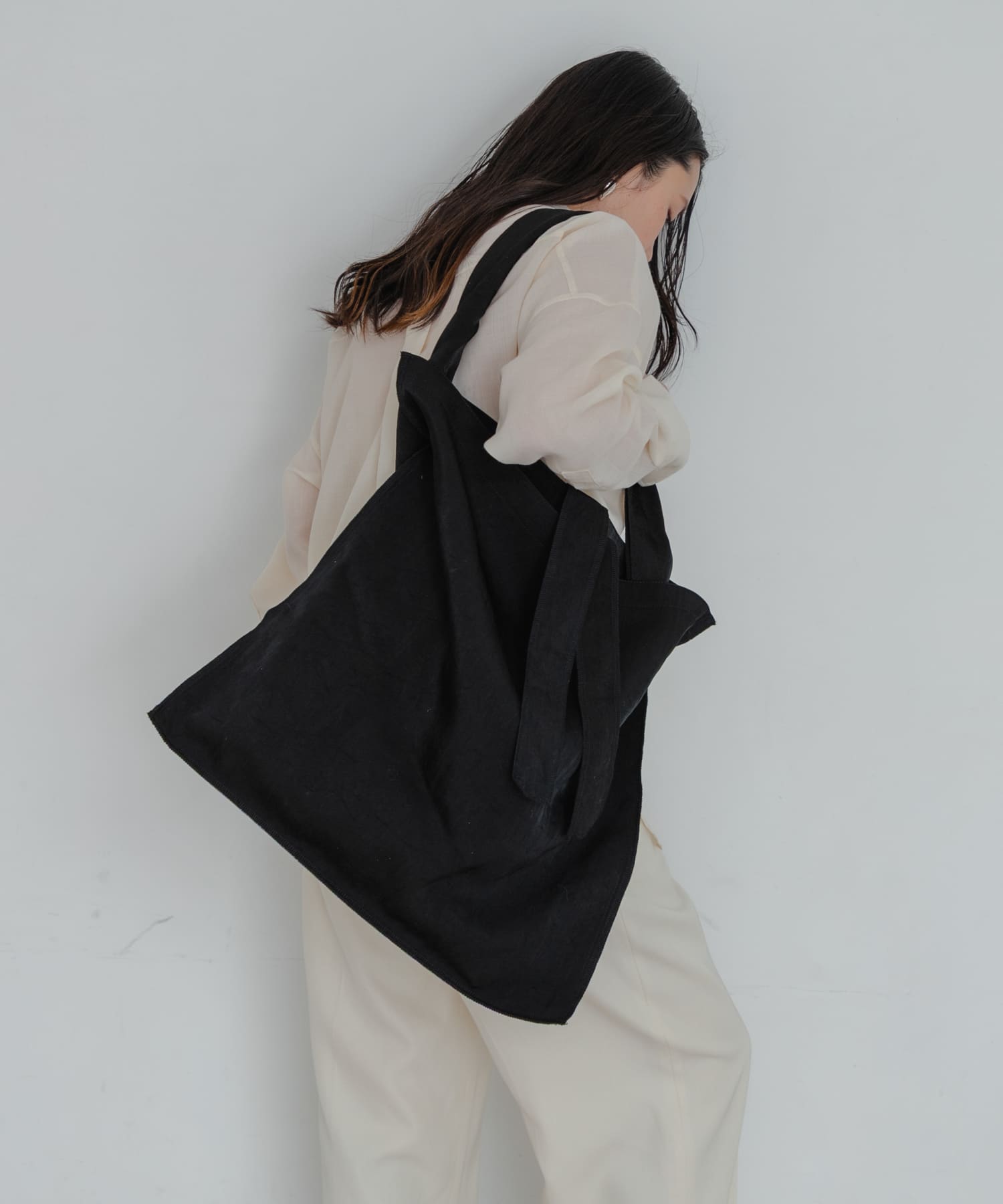 『一部別注カラー』ITTI　MARY INSIDE OUT TOTE- L BLACK -