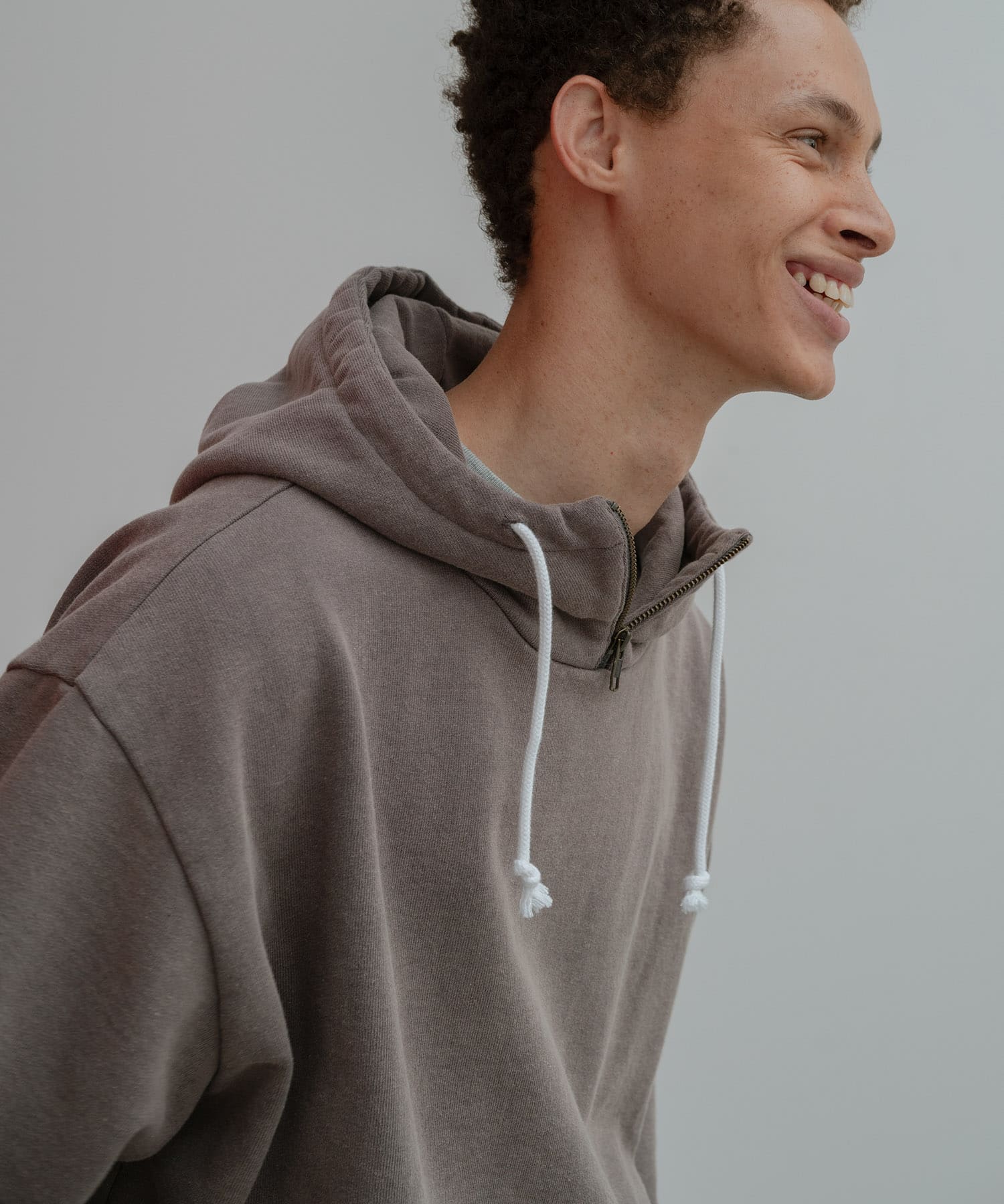 dDdDdDd　FADE HALFZIP HOODIE SWEAT