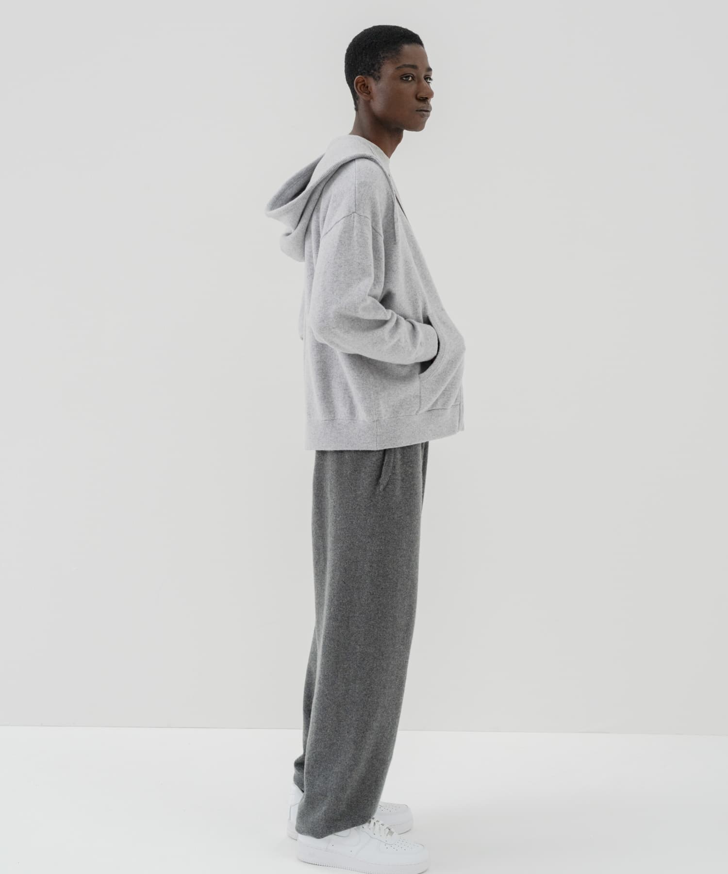 ASH GRAY