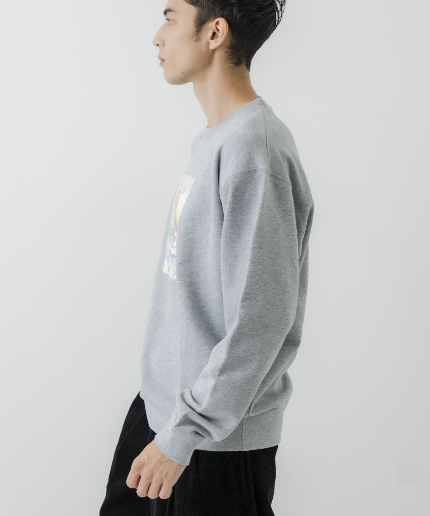 GRAY