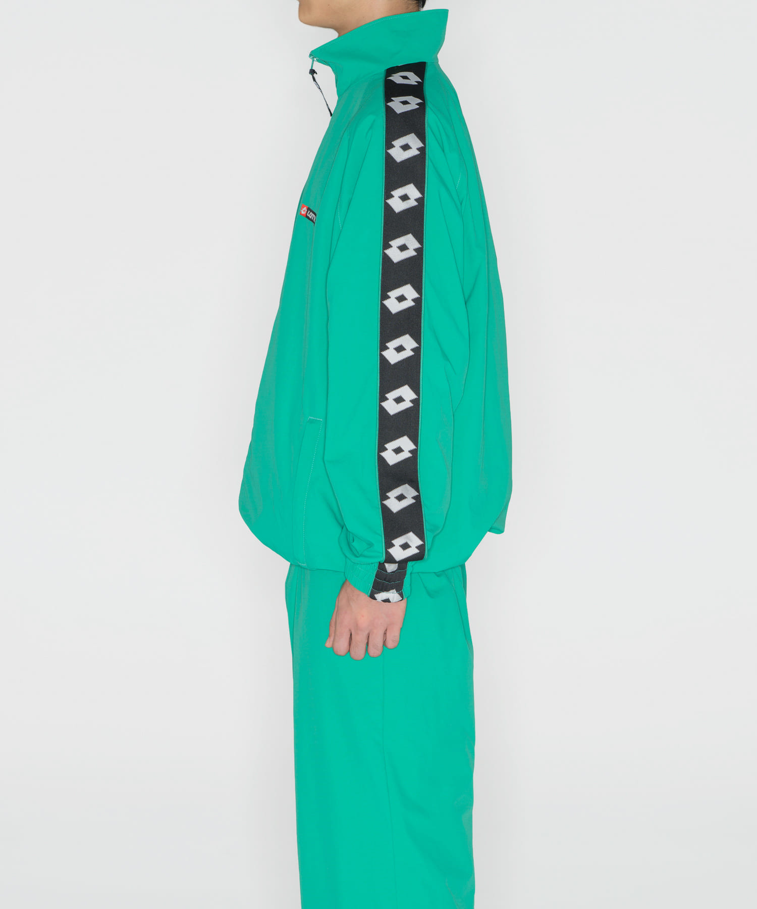 LOTTO　TAPING NYLON BLOUSON GREEN M