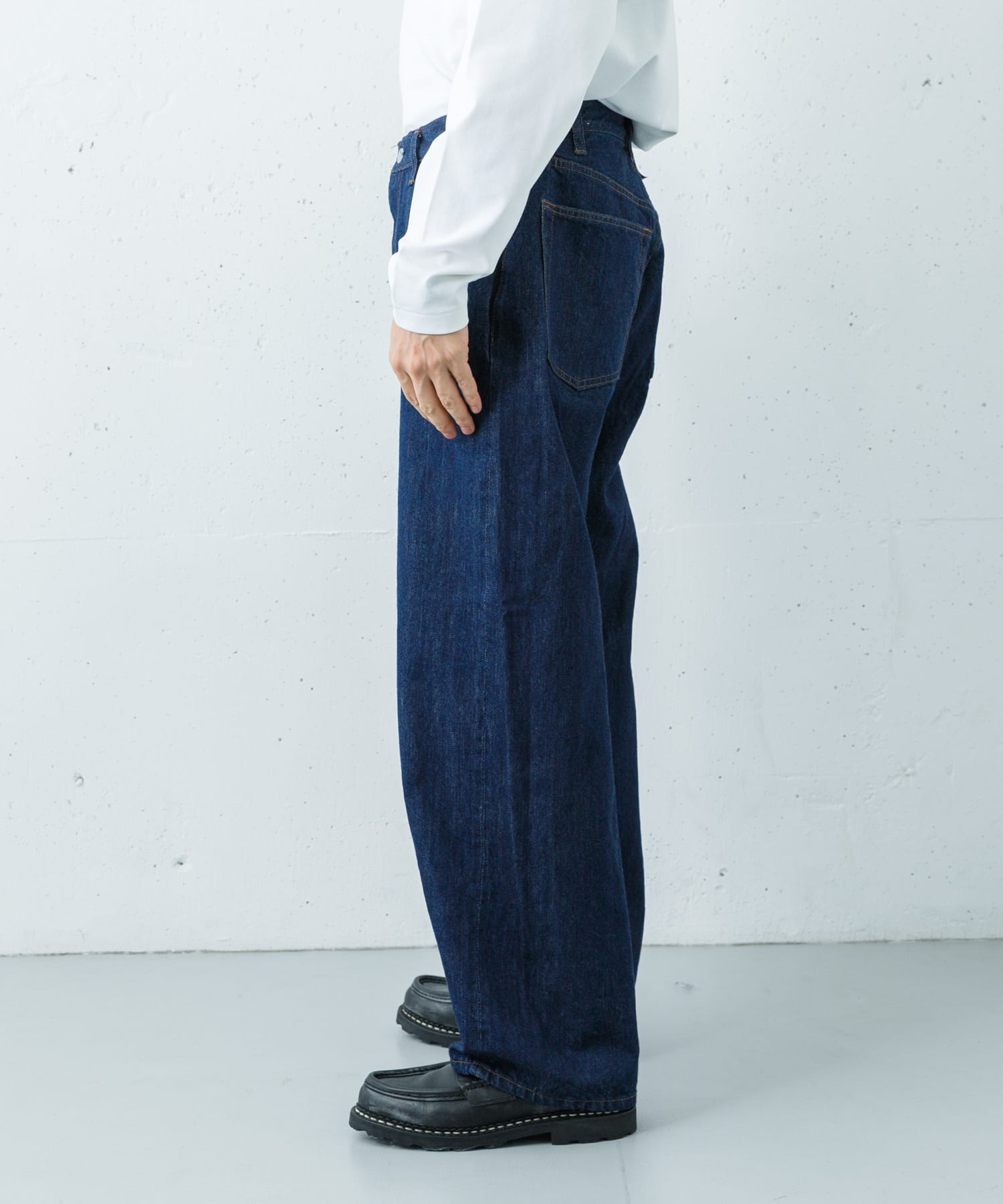 身長：172cm サイズ：32