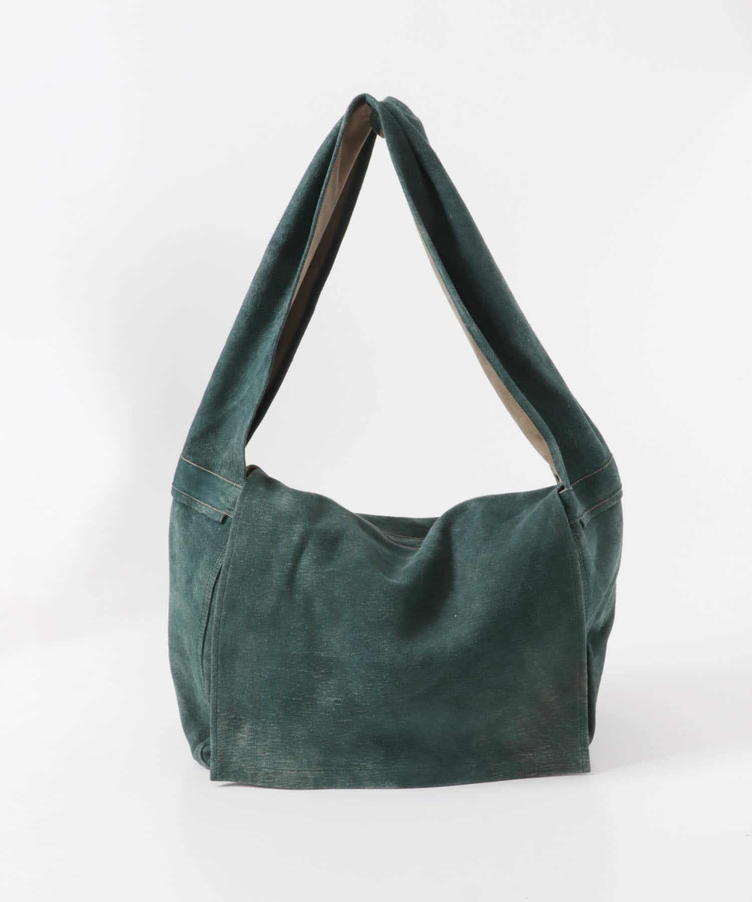 SEVEN BY SEVEN　LEATHER SHOULDER BAG
