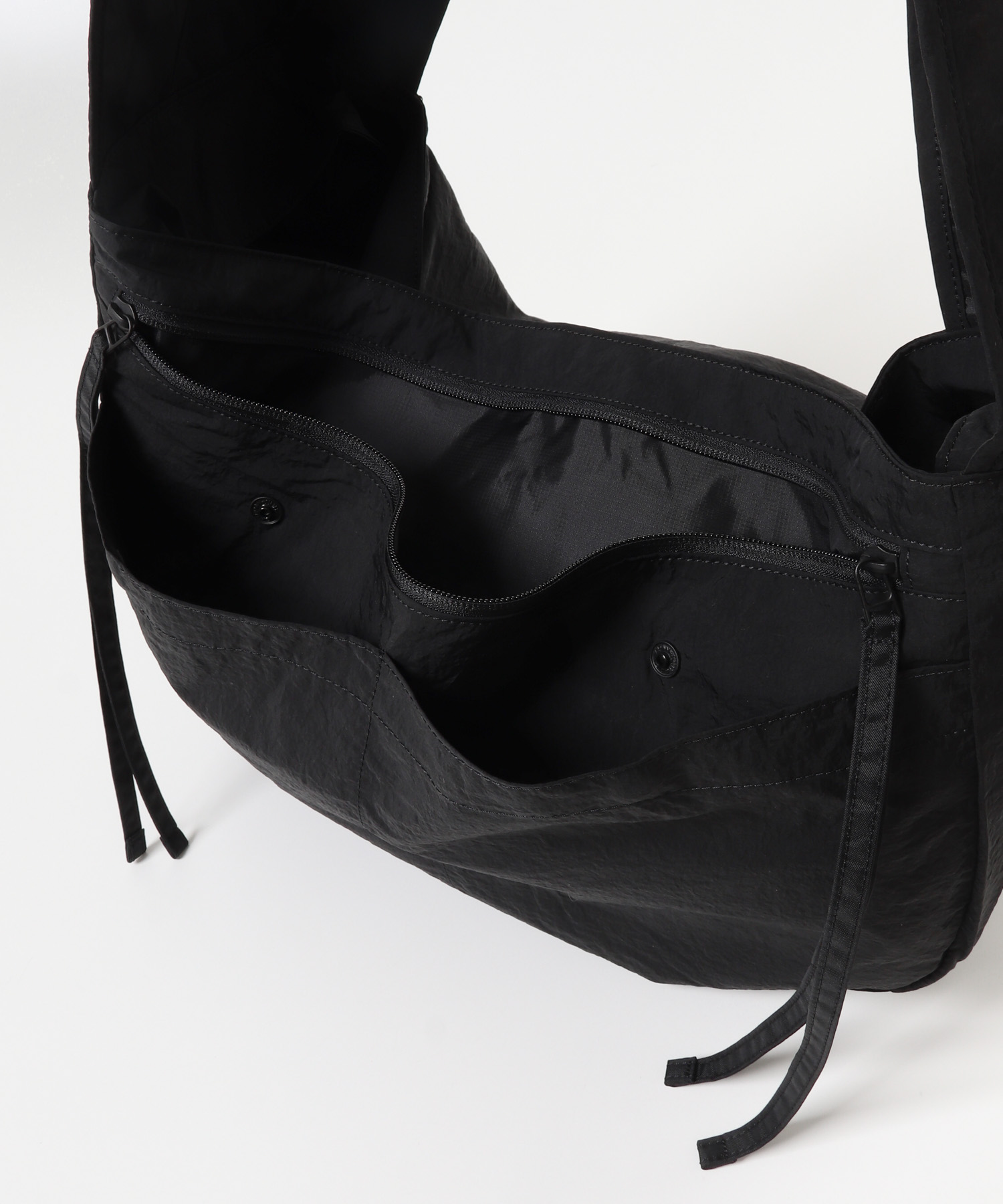BAICYCLON by bagjack　BIG SHOULDER BAG BLACK Free