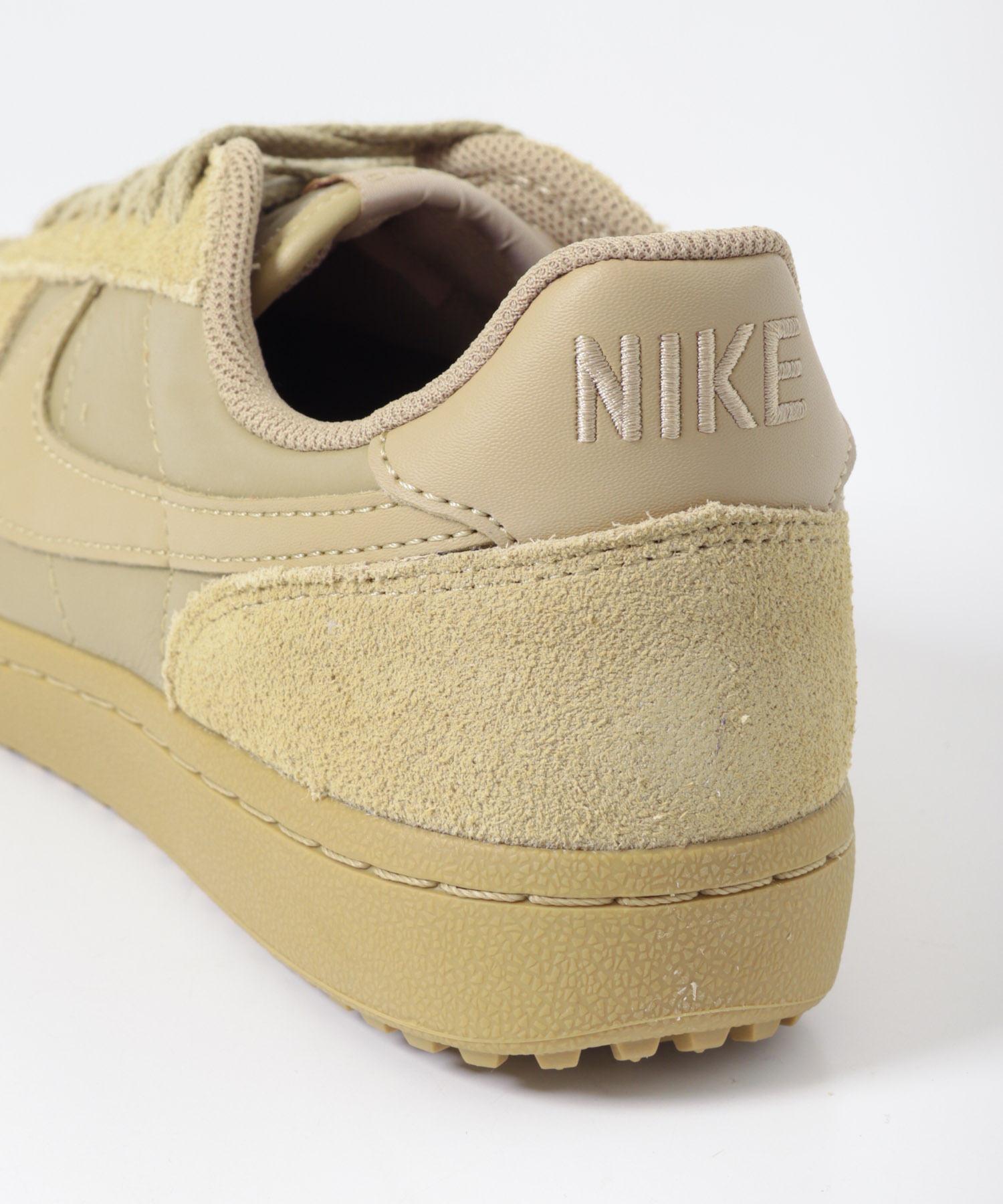 NIKE　FIELD GENERAL PRCHT BG 26