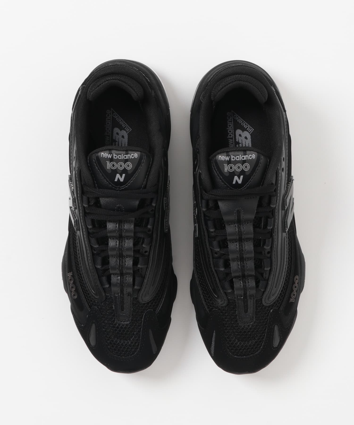 B (BLACK)