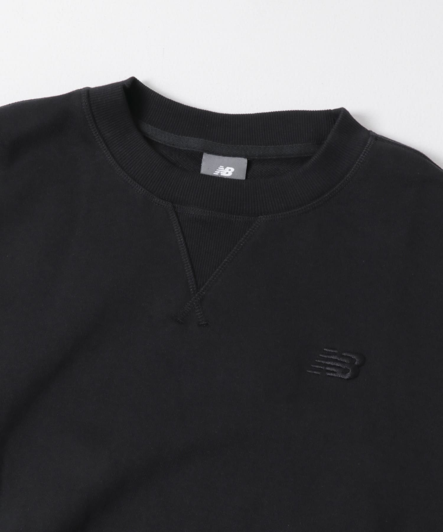 NEW BALANCE　Athleticsスウェットクルー BK M
