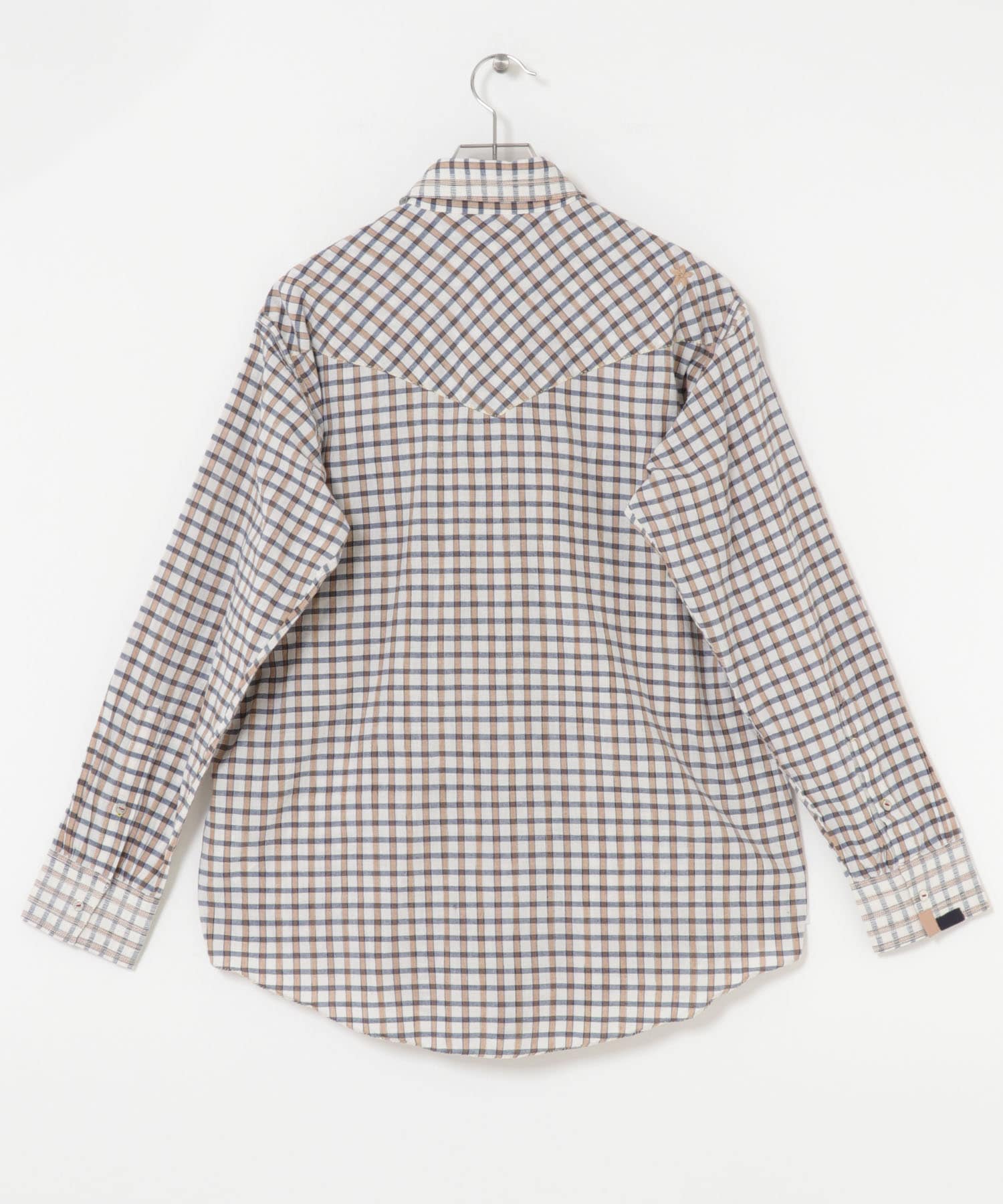 WHITEPLAID