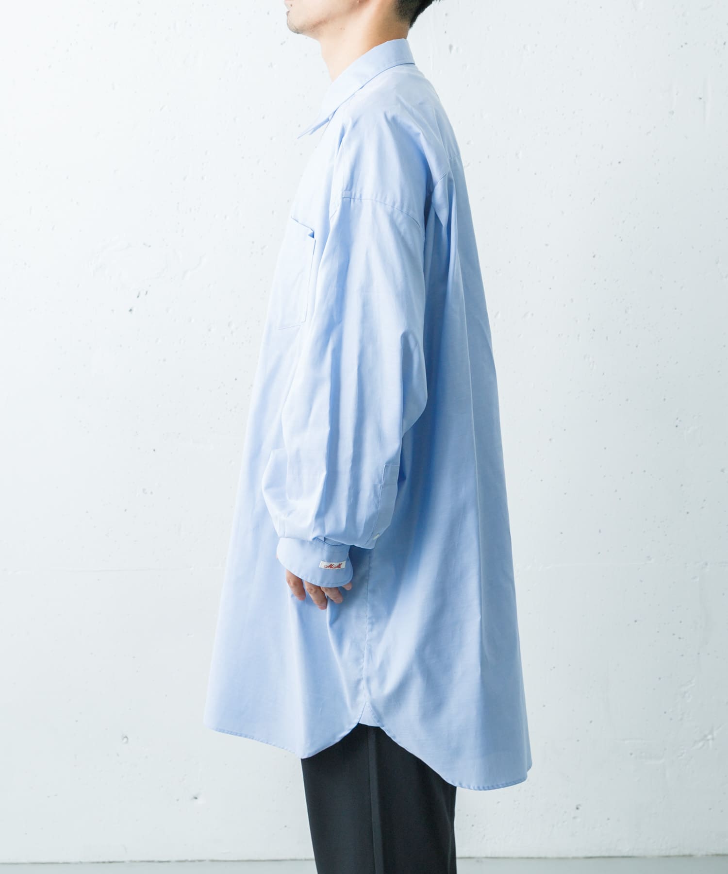 L Blue 472