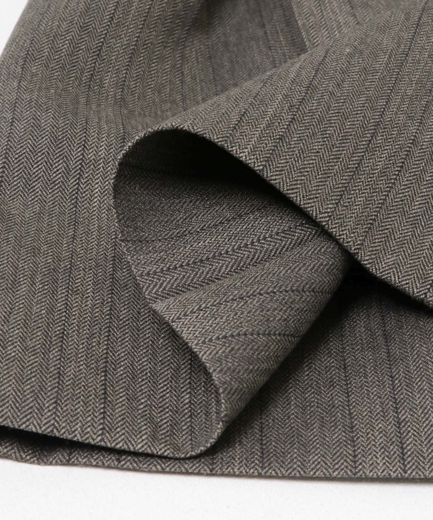 DUSTY GREY