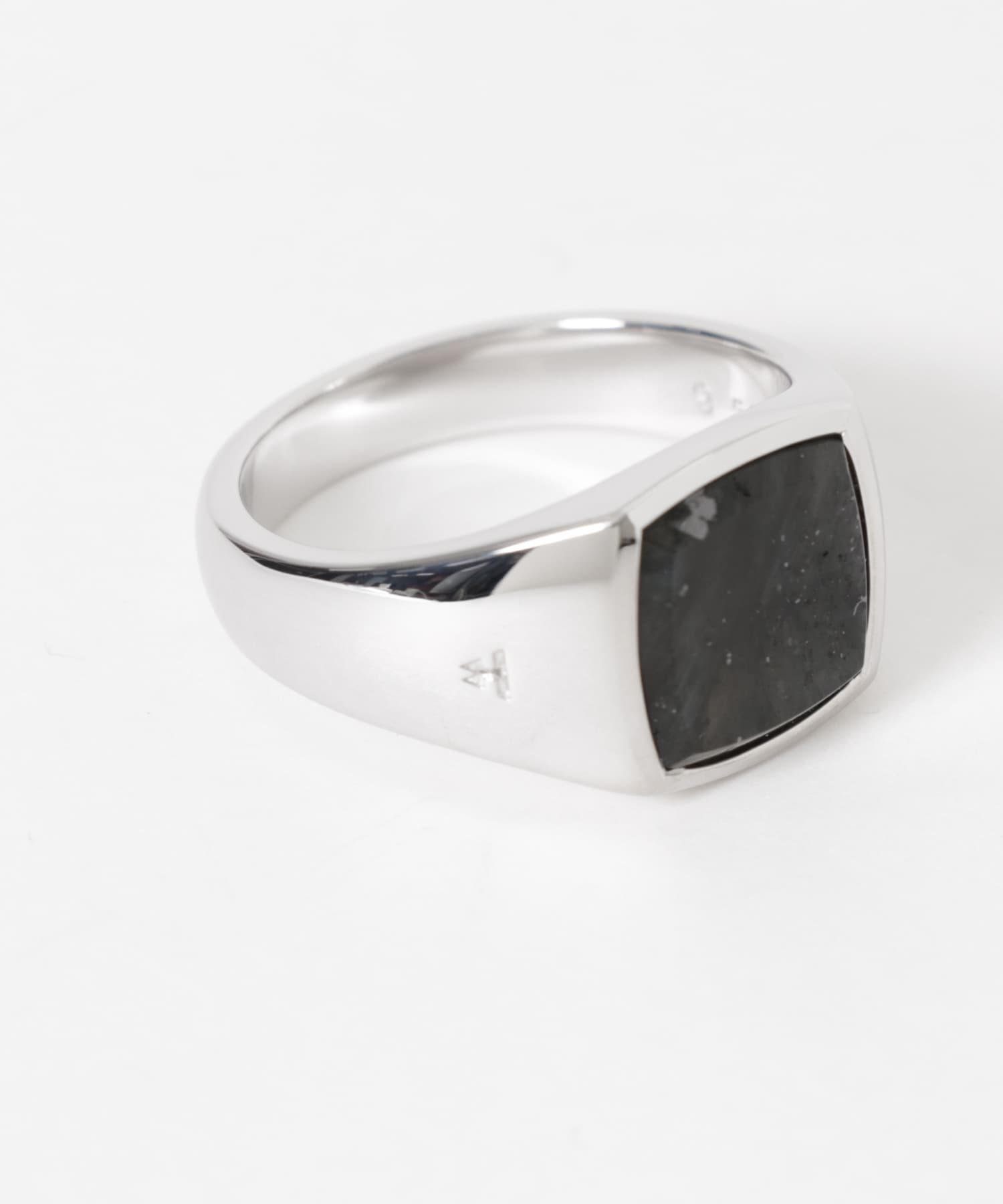 TOM WOOD　Kay Ring Black Larvikite S925 54