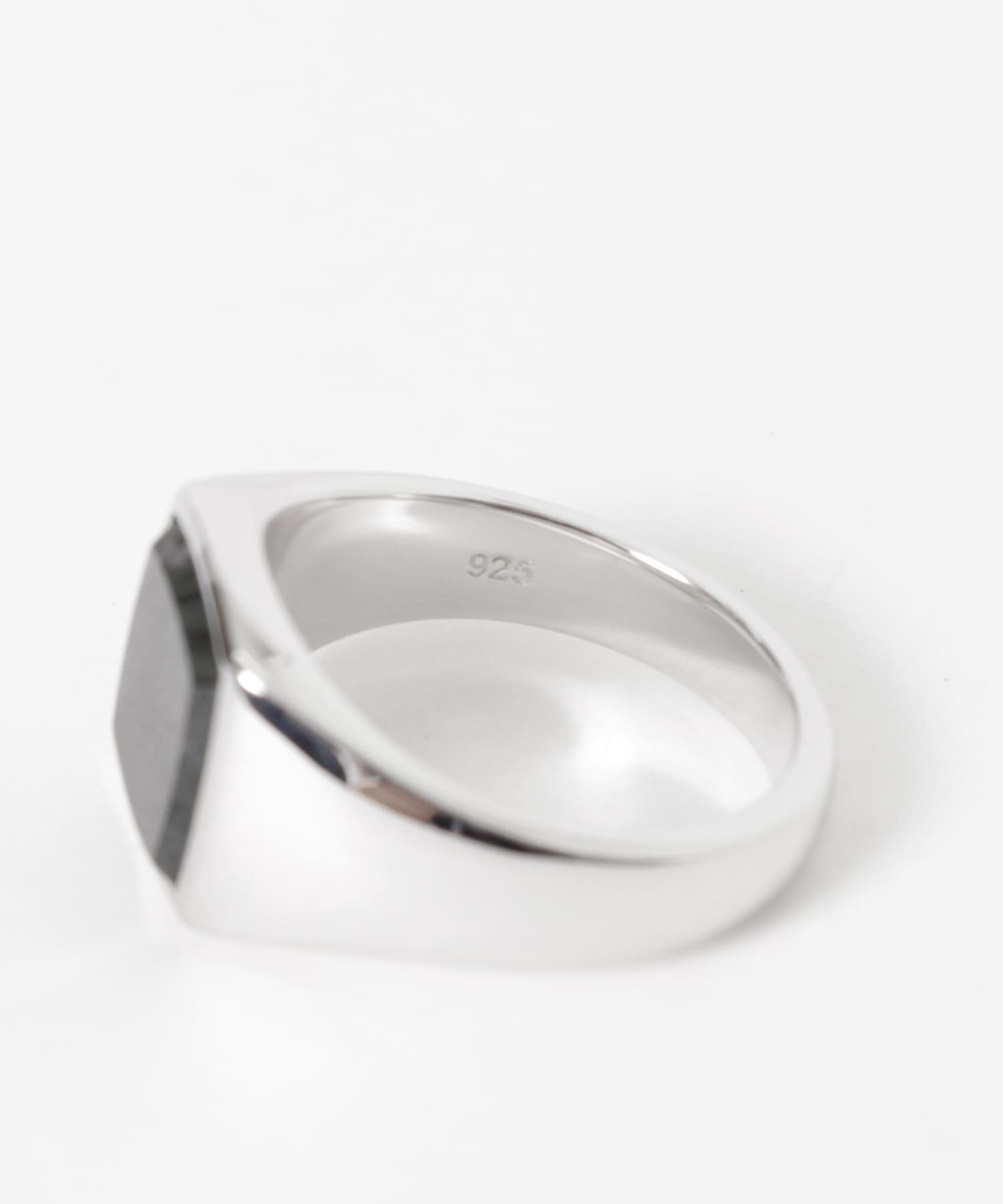 TOM WOOD　Kay Ring Black Larvikite S925 54