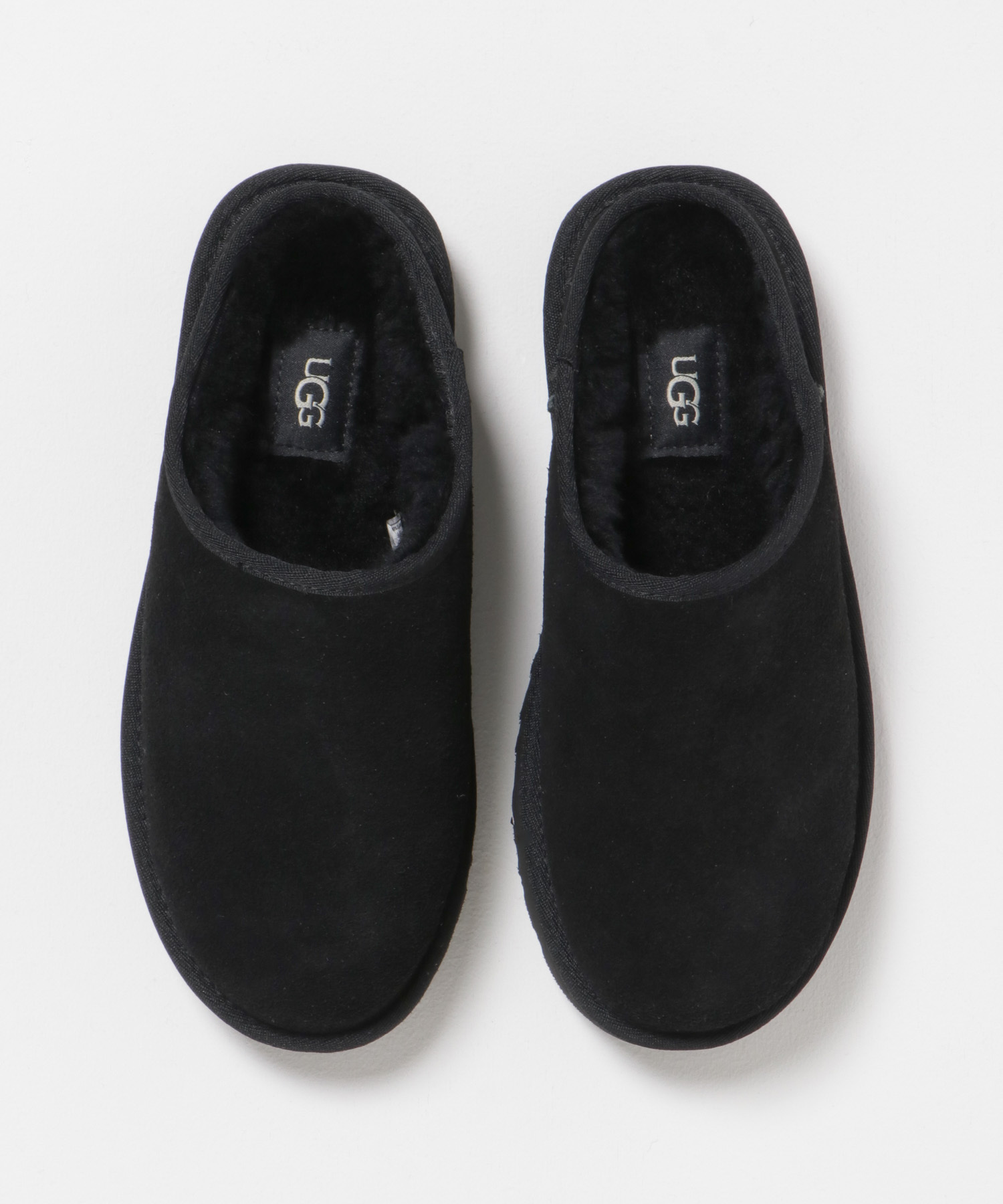 UGG　M CLASSIC SLIP-ON BLACK 8