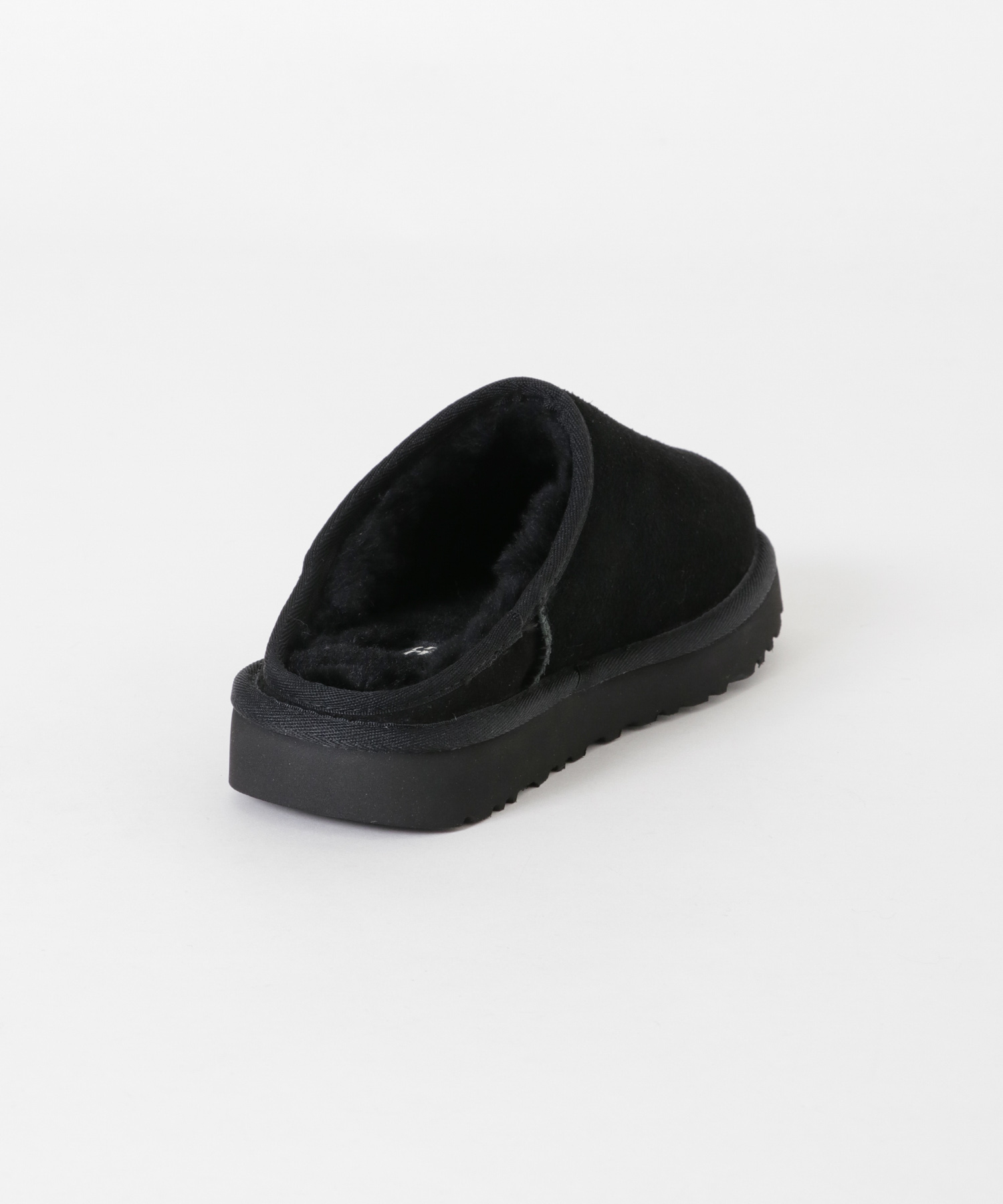 UGG　M CLASSIC SLIP-ON BLACK 8