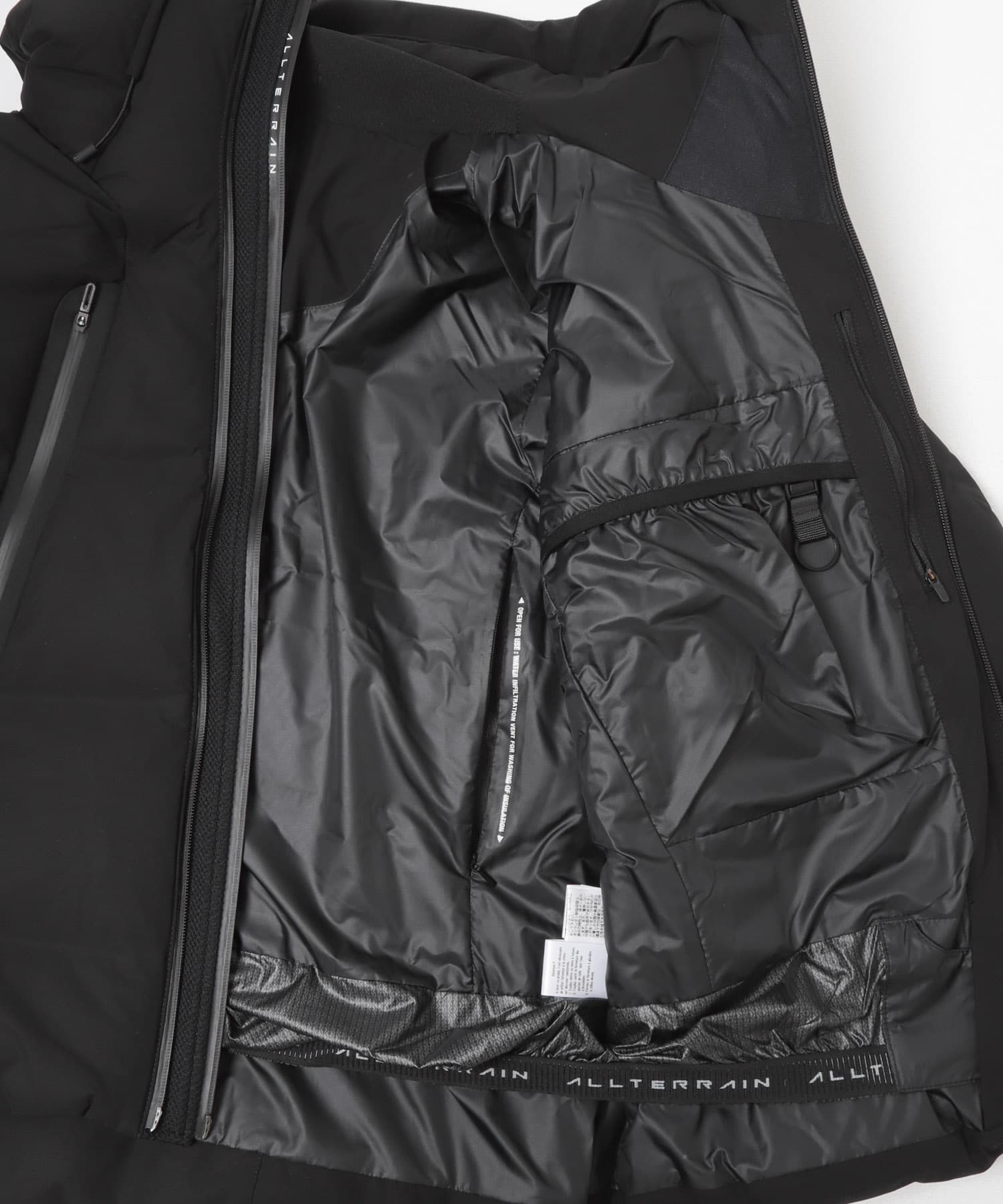 Descente　OVERSIZED MOUNTAINEER BK00 M