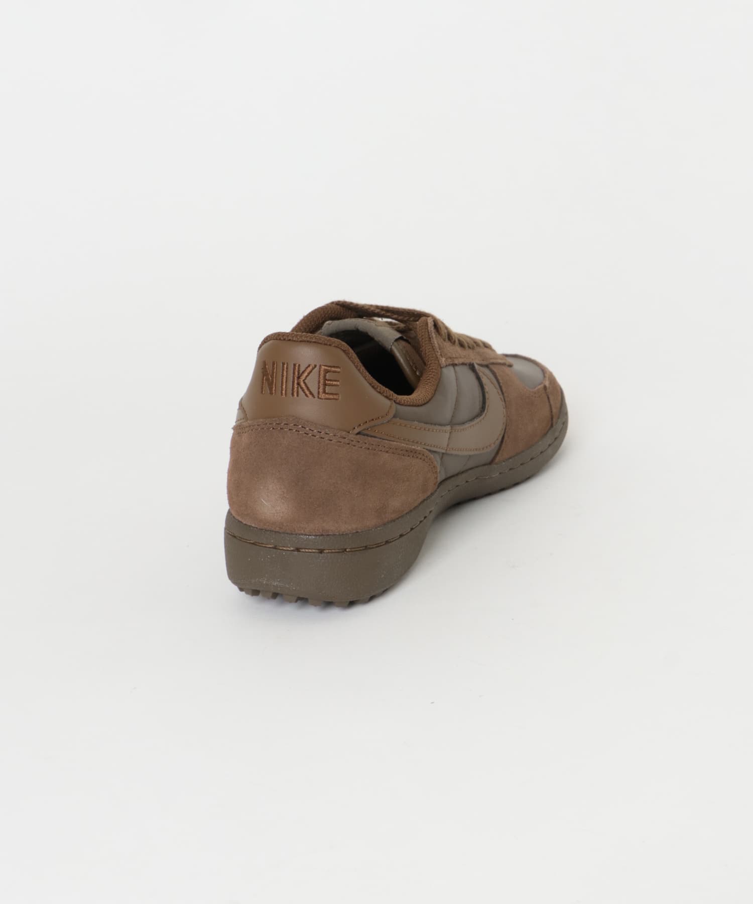 NIKE　フィールド ジェネラル CACAO 26
