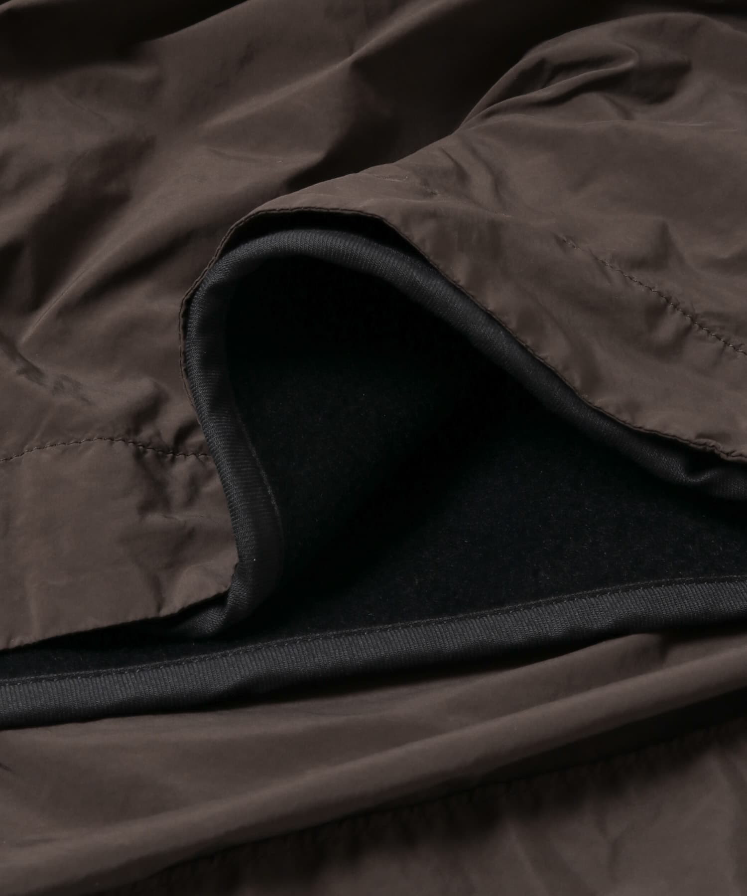 ATON　AIR WEATHER SHORT MODS BROWN 4