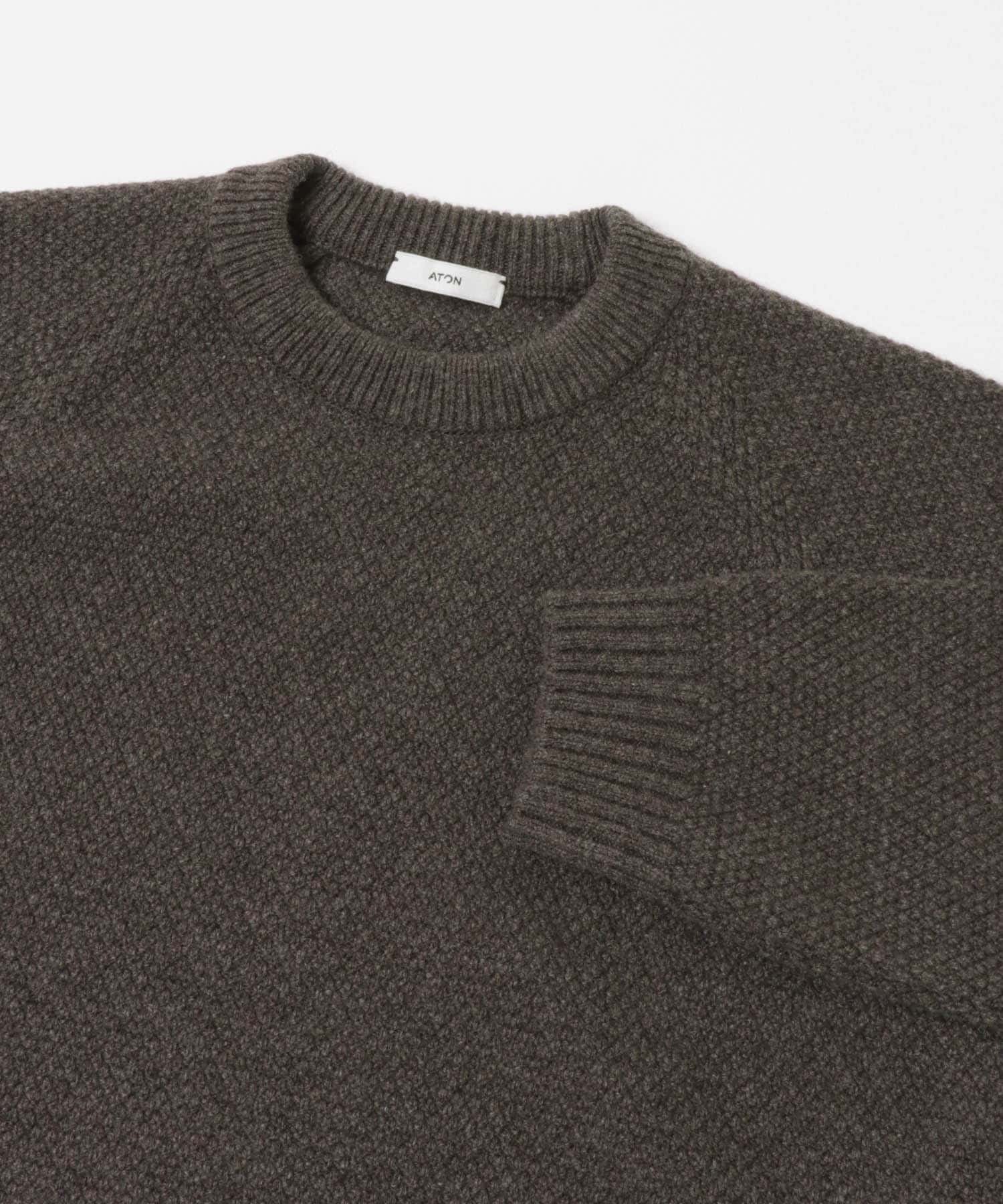 ATON　LAMBS WOOL C/N SWEATER BROWN 4