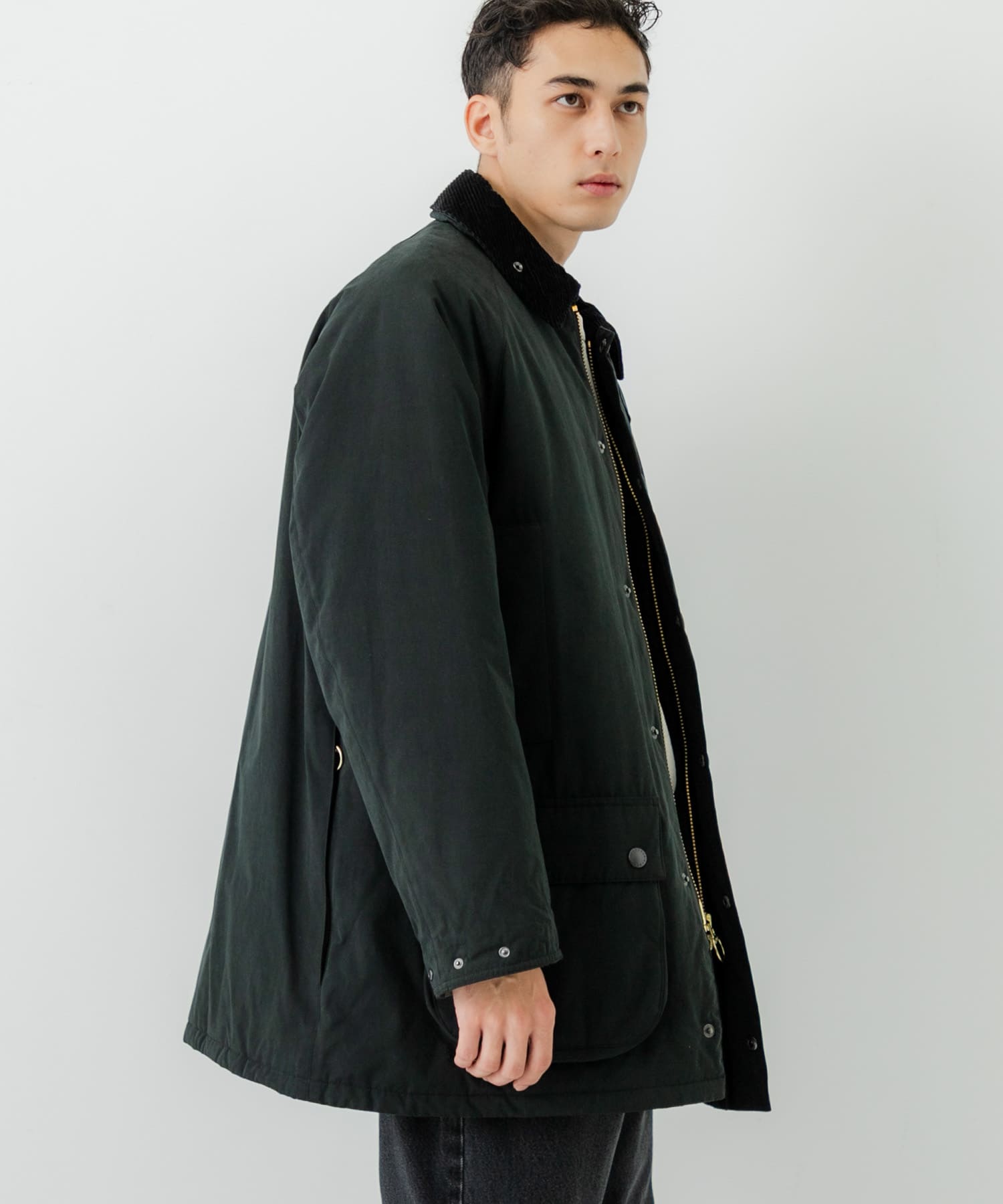身長：181cm サイズ：40