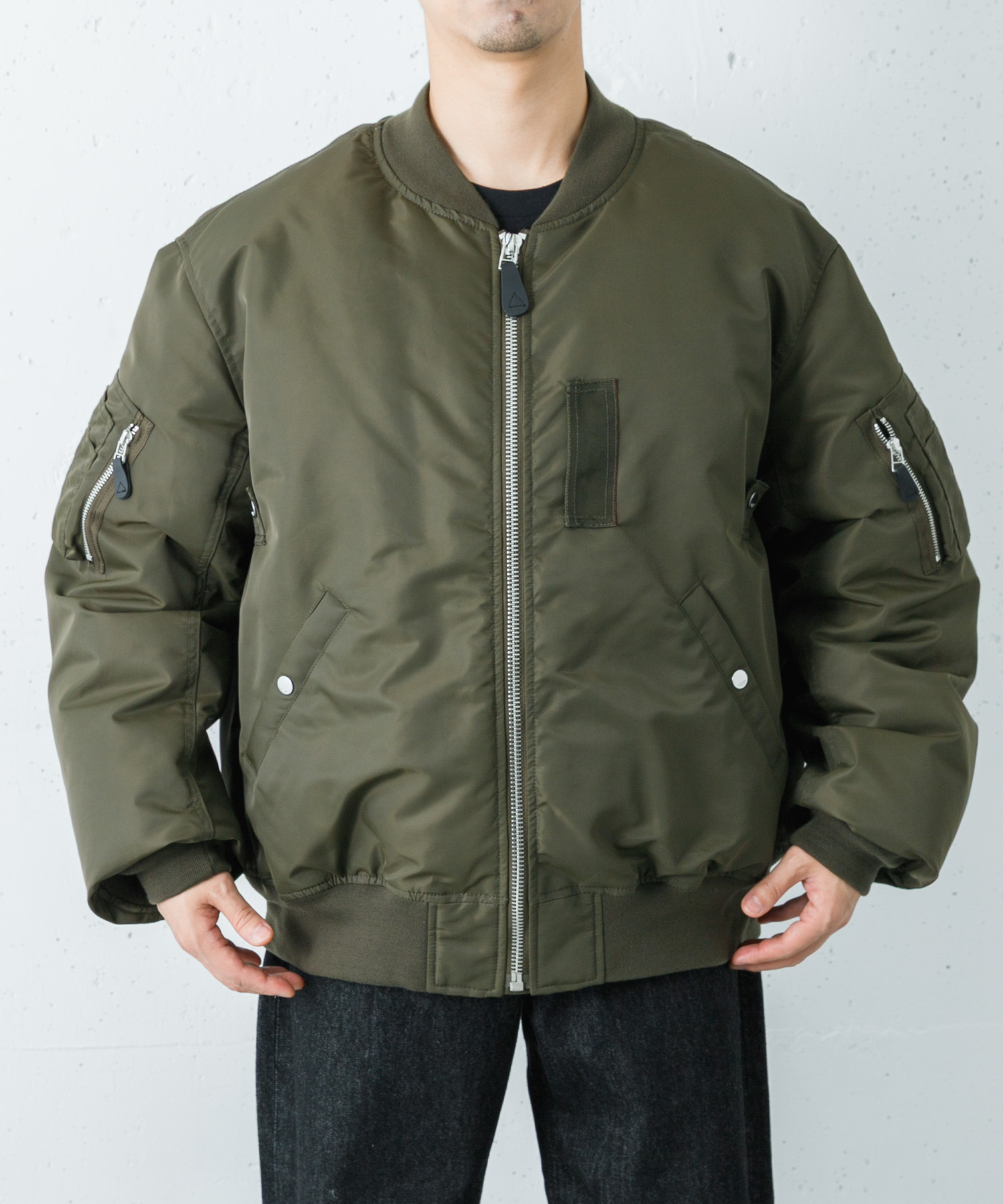 KHAKI