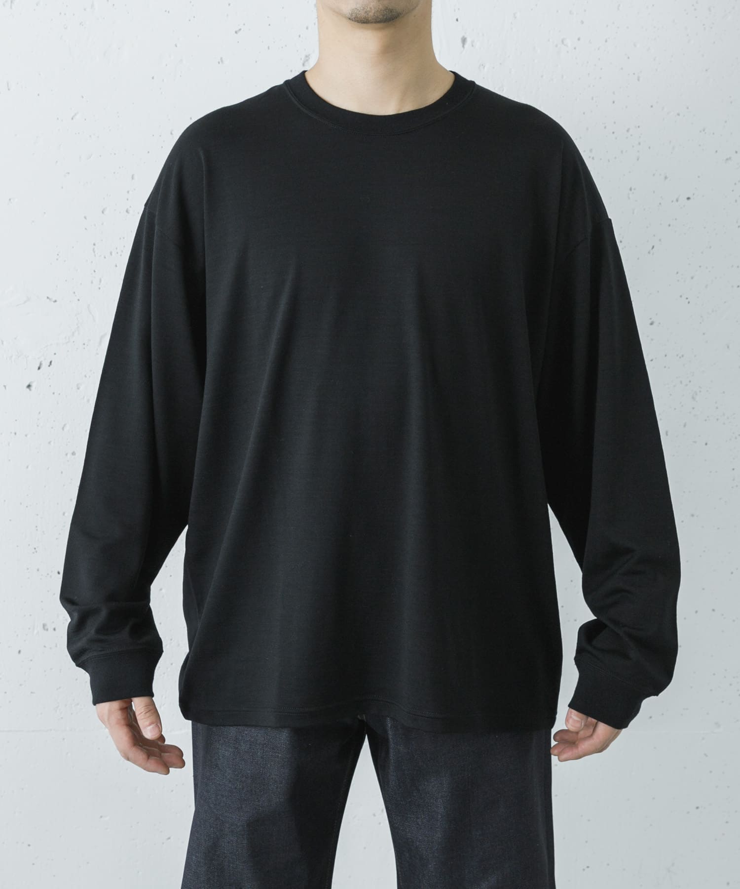 new basic　WASHABLE MERINO WOOL LONG-SLEEVE BLACK M