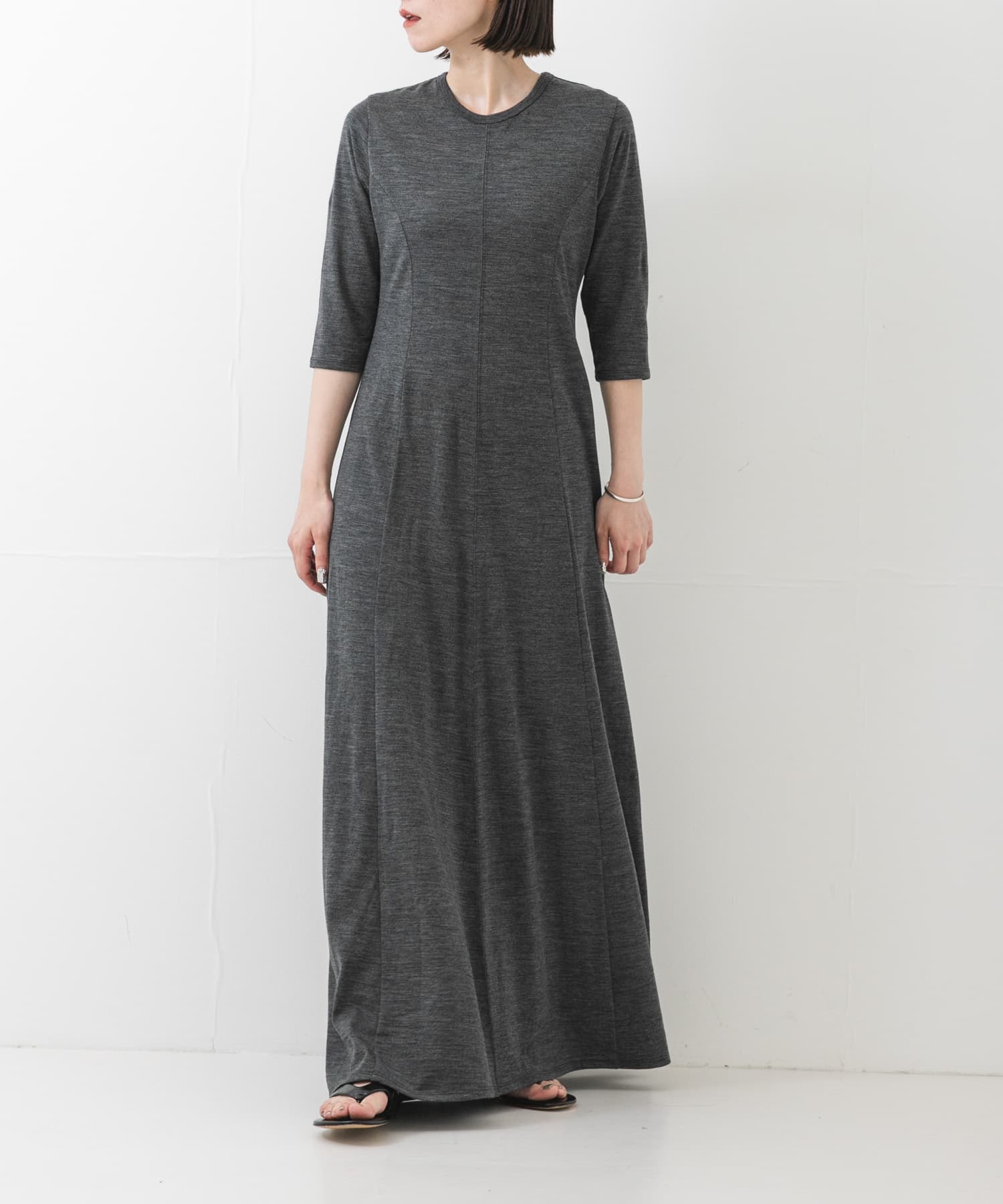 new basic　WASHABLE WOOL FLARE ONE-PIECE