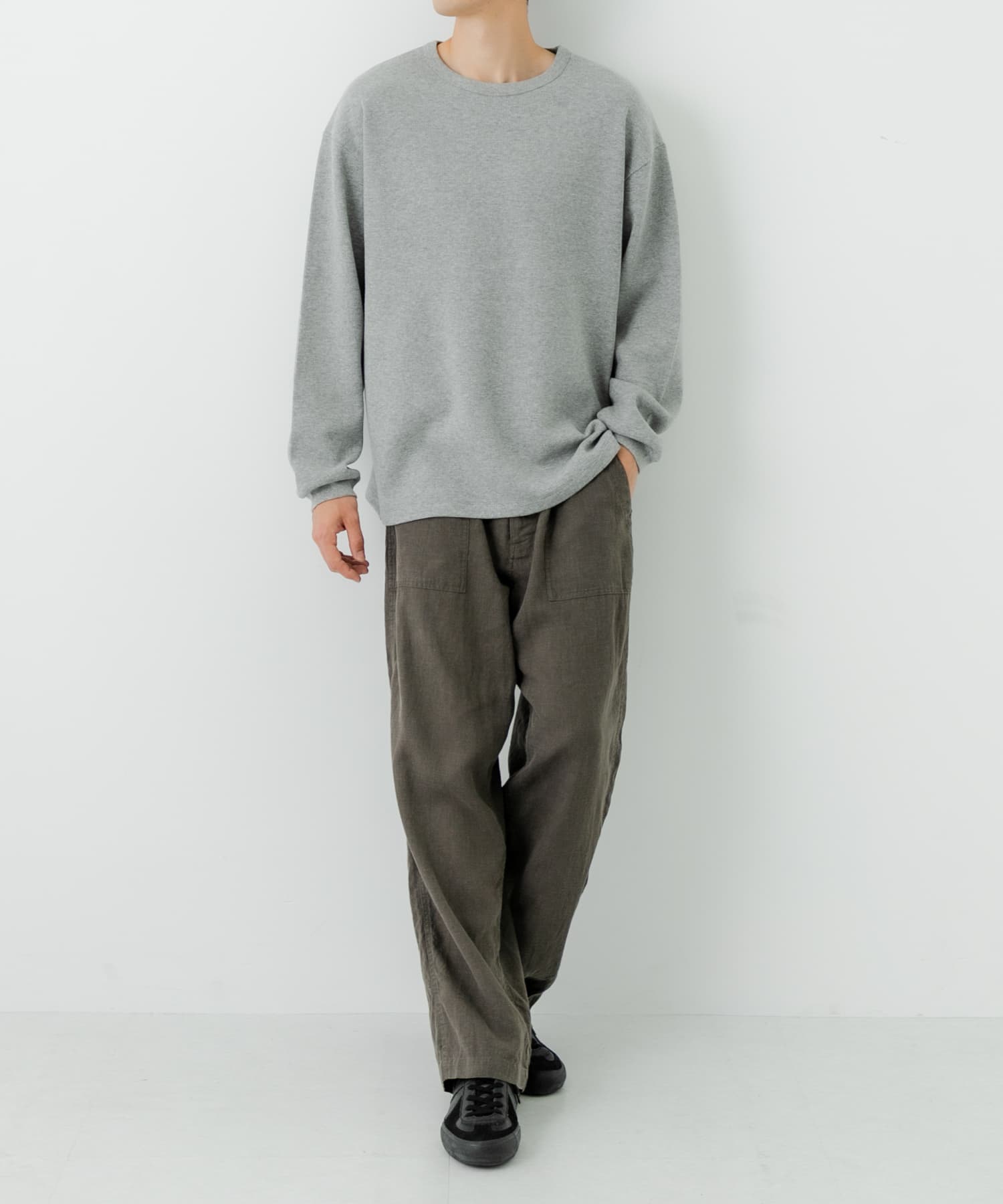 GRAY H