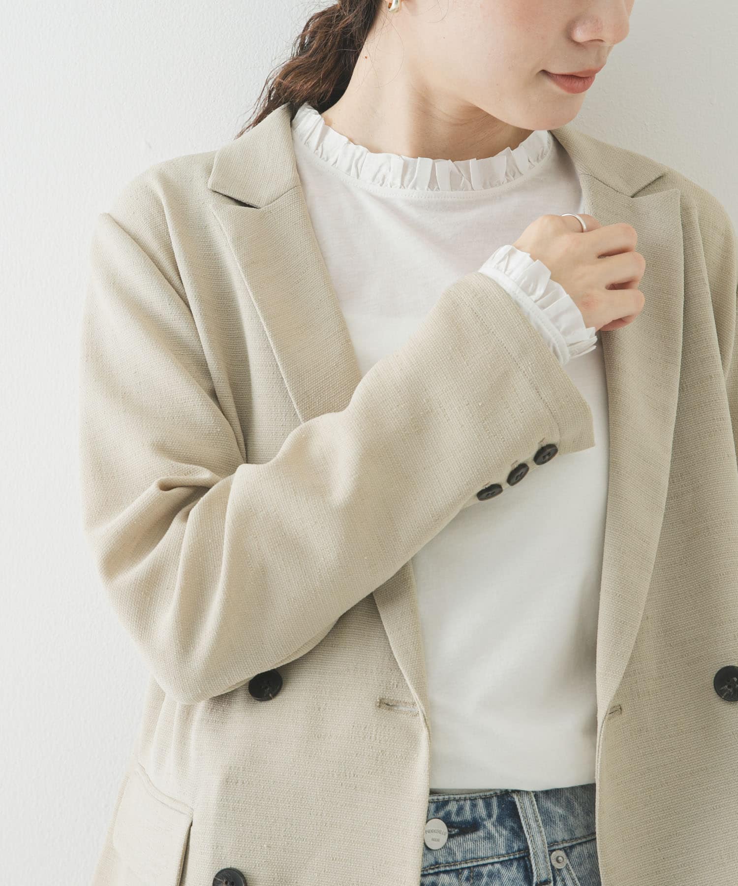 OFF WHITE