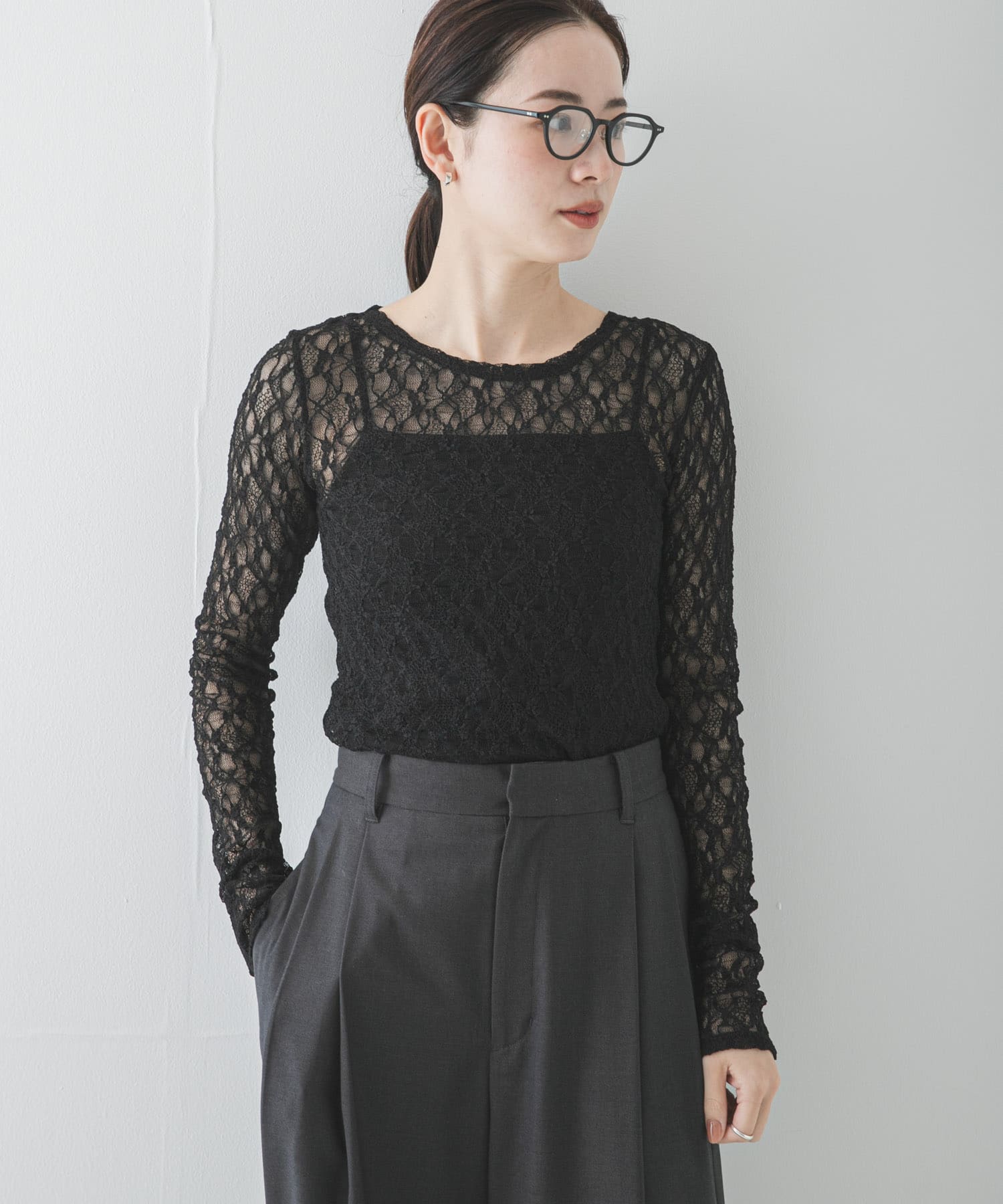 ストレッチレーストップス(Free OFF WHITE): トップス｜URBAN RESEARCH