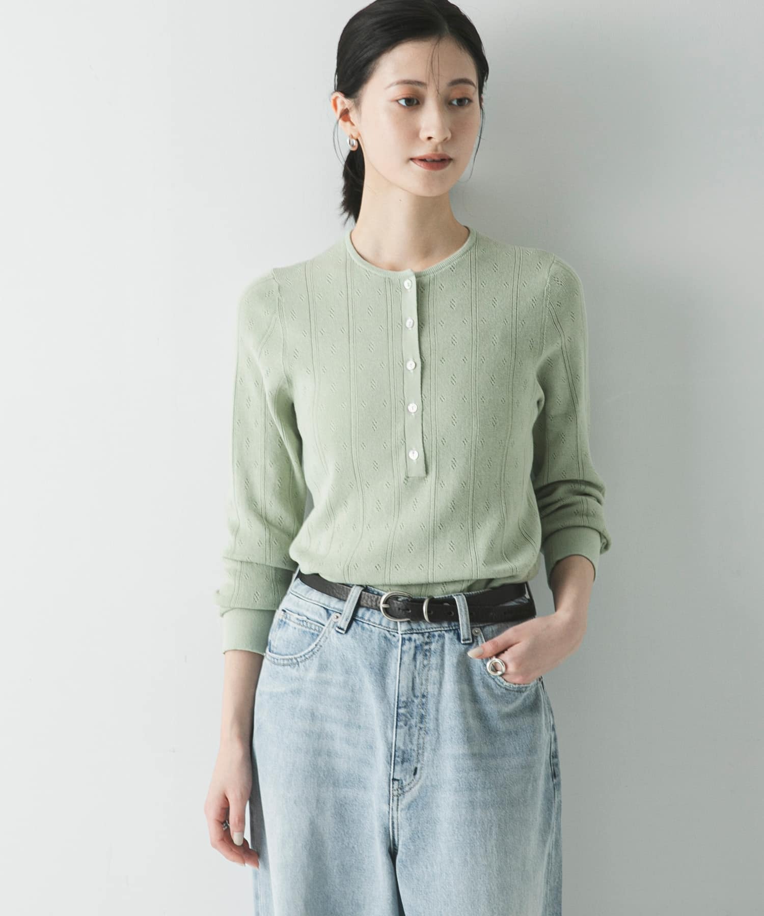 パターンメッシュヘンリーネックニット