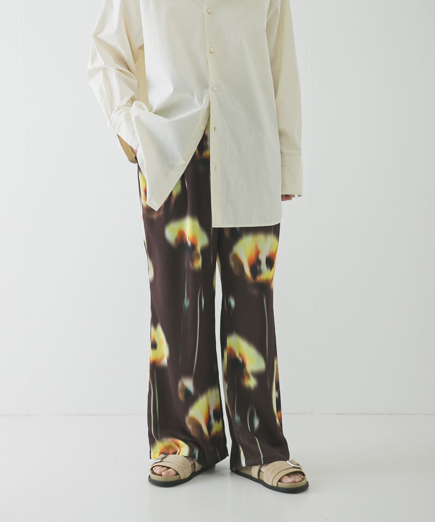 ポピーフラワーギャザーパンツ