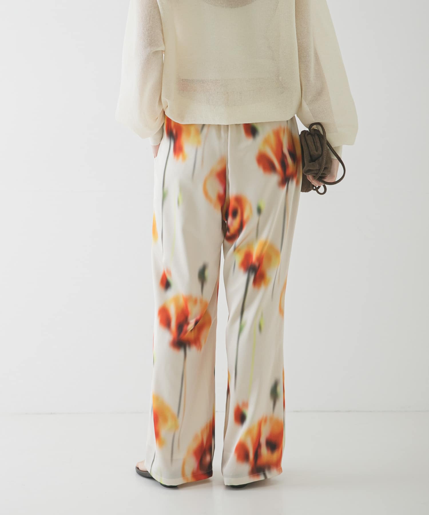 L.BEIGE