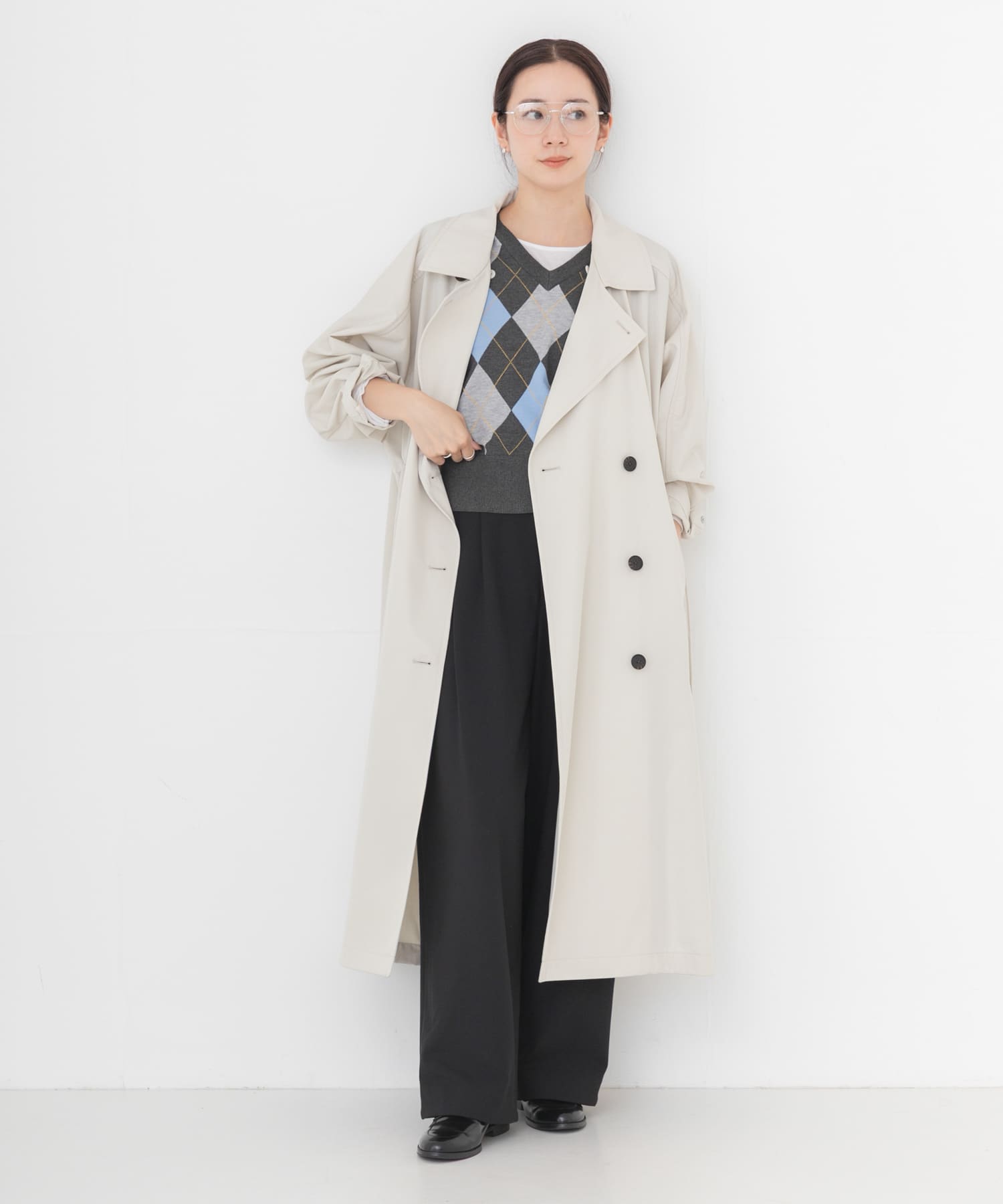L.BEIGE