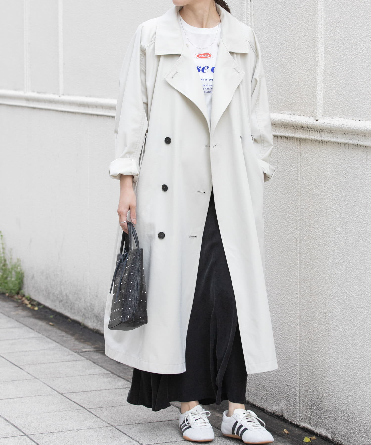 L.BEIGE