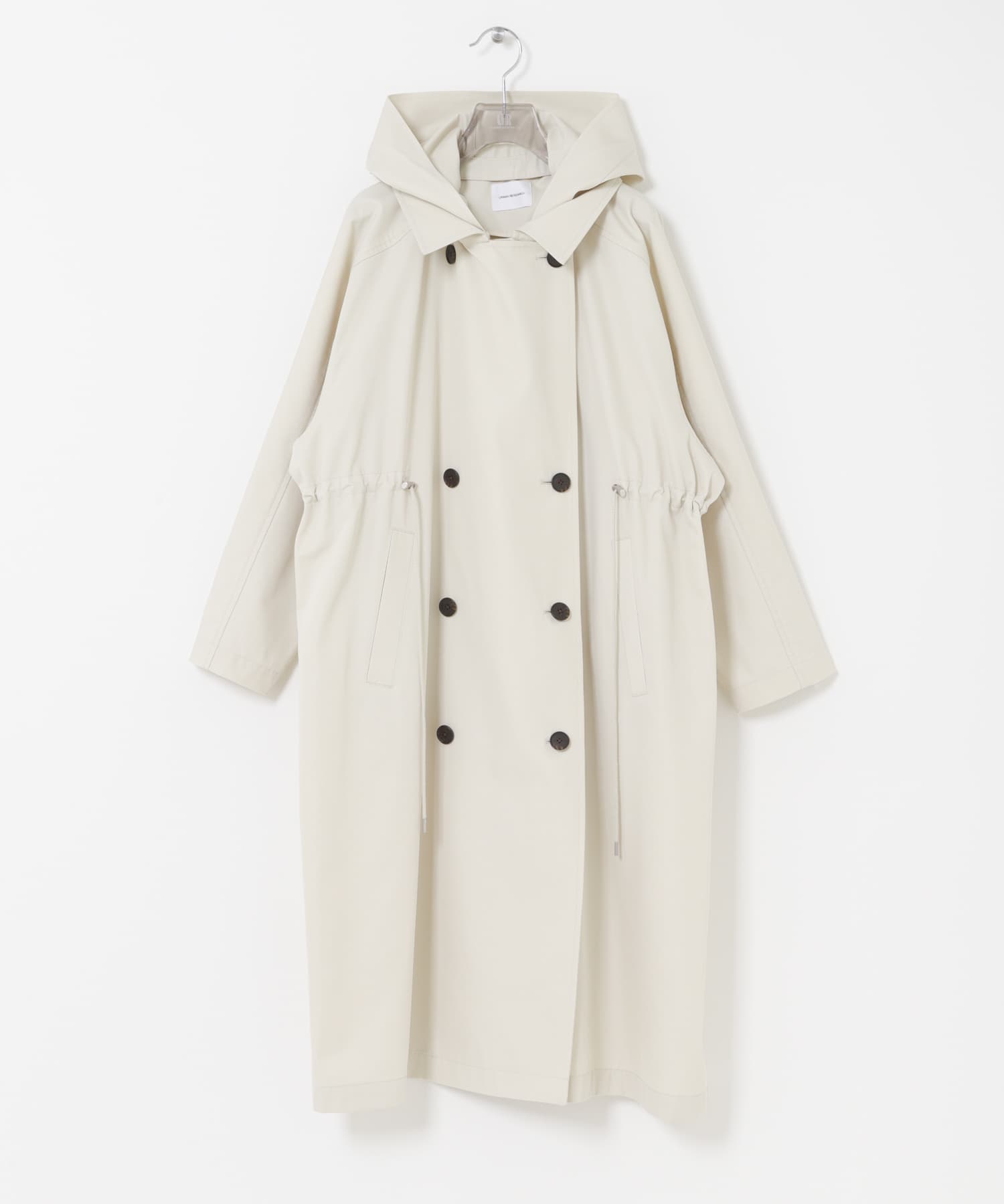 L.BEIGE