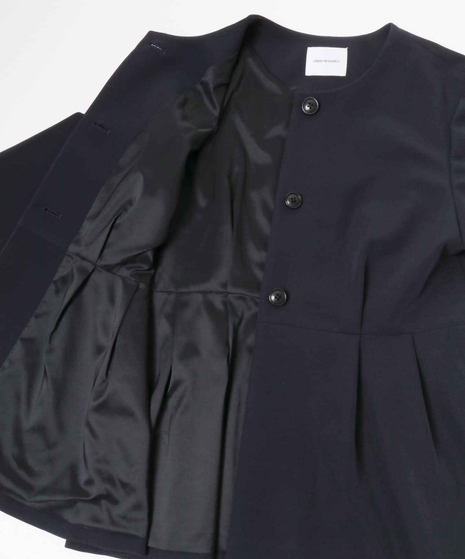 【極美品】Pachman パハマン ペプラム ノーカラージャケット 日本製 楽天市場】今だけ☆8380円！ペプラムギャザーノーカラージャケット(bel