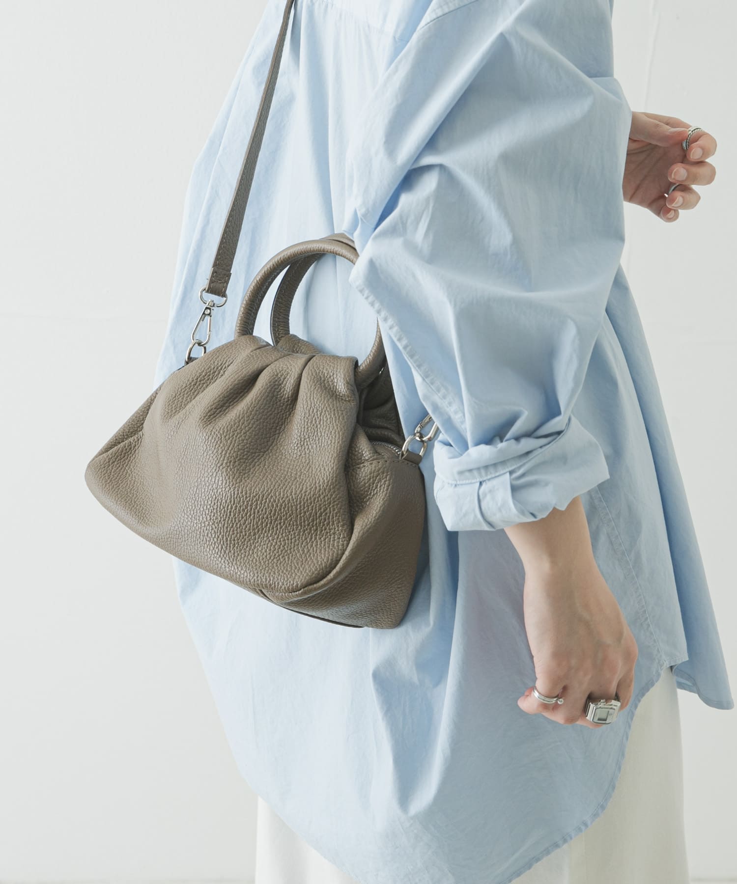 レザーハンドバッグ MOCHA -