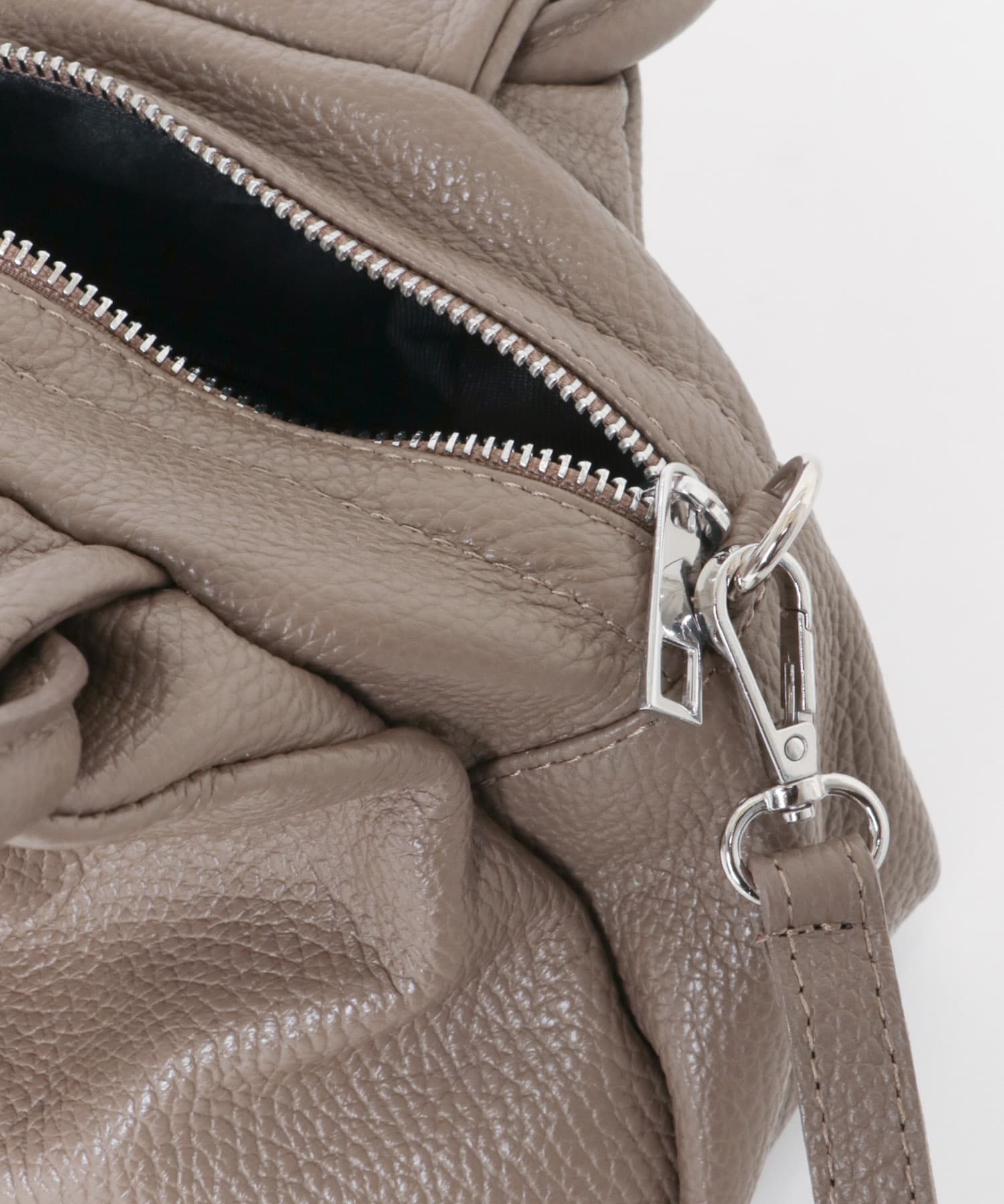 レザーハンドバッグ MOCHA -