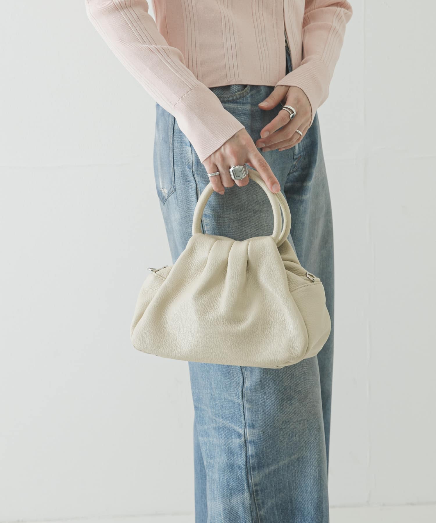 レザーハンドバッグ OFFWHITE -