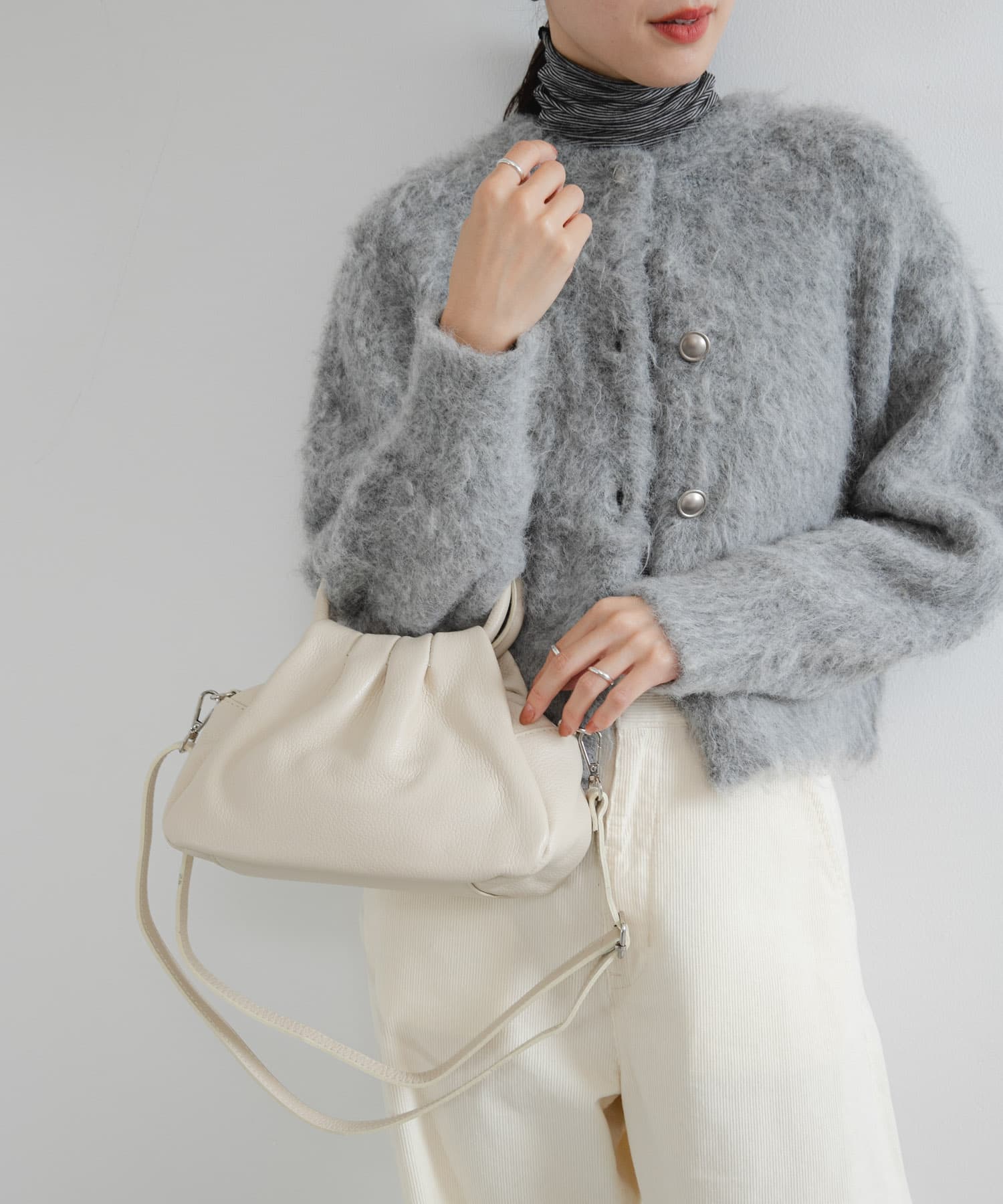 レザーハンドバッグ OFFWHITE -