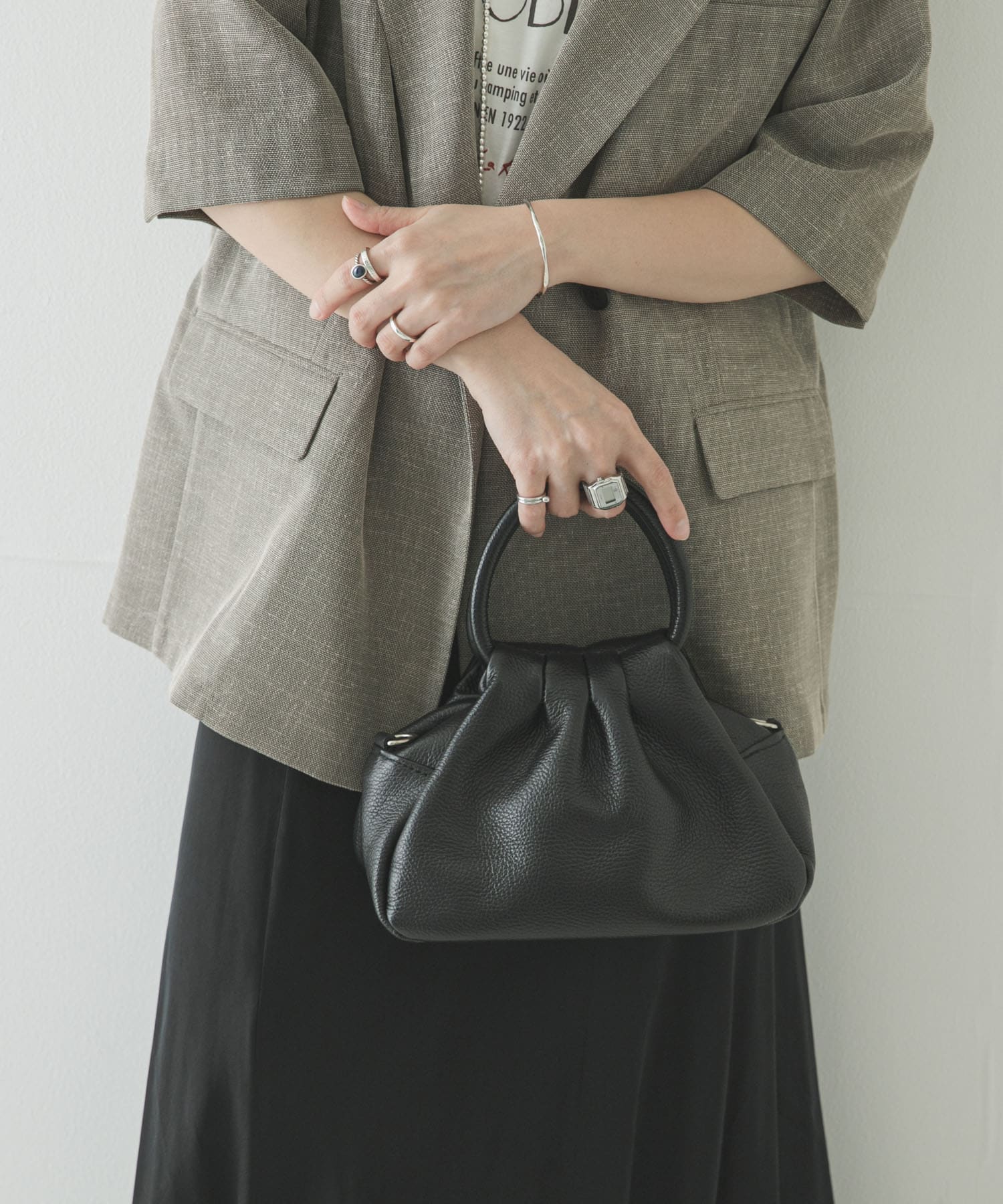 レザーハンドバッグ BLACK -