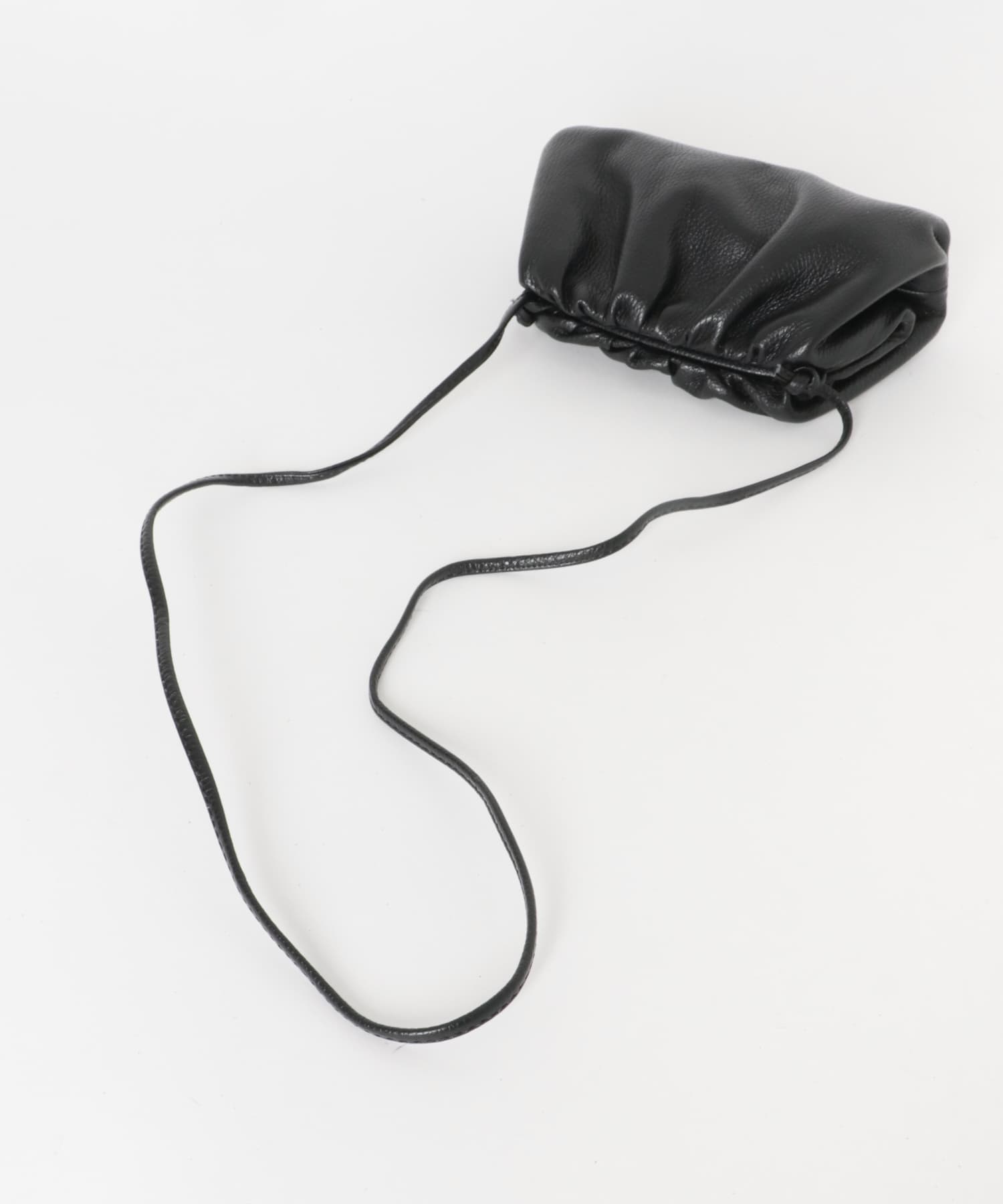 レザーショルダーバッグ BLACK -