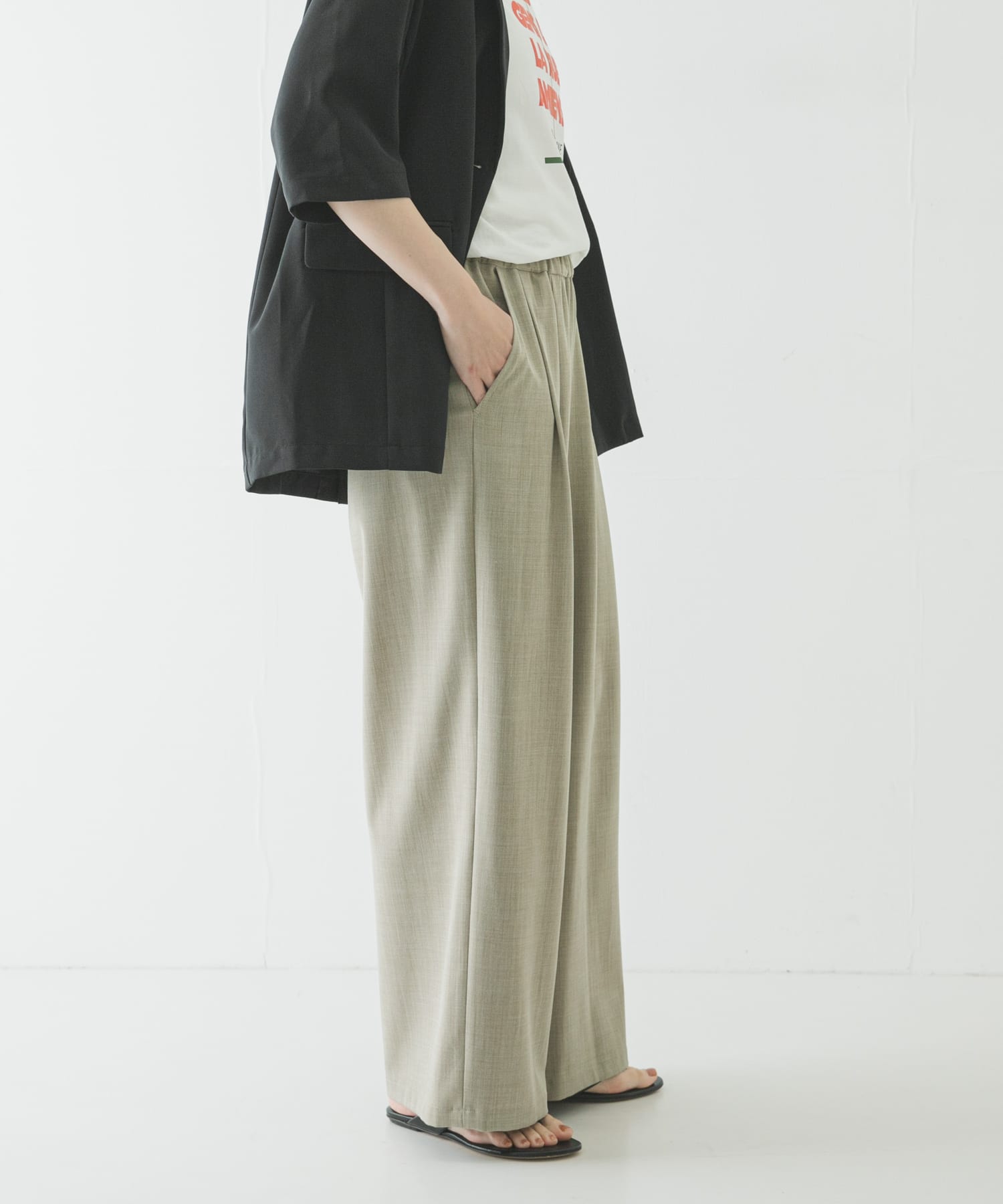 身長：162cm サイズ：38