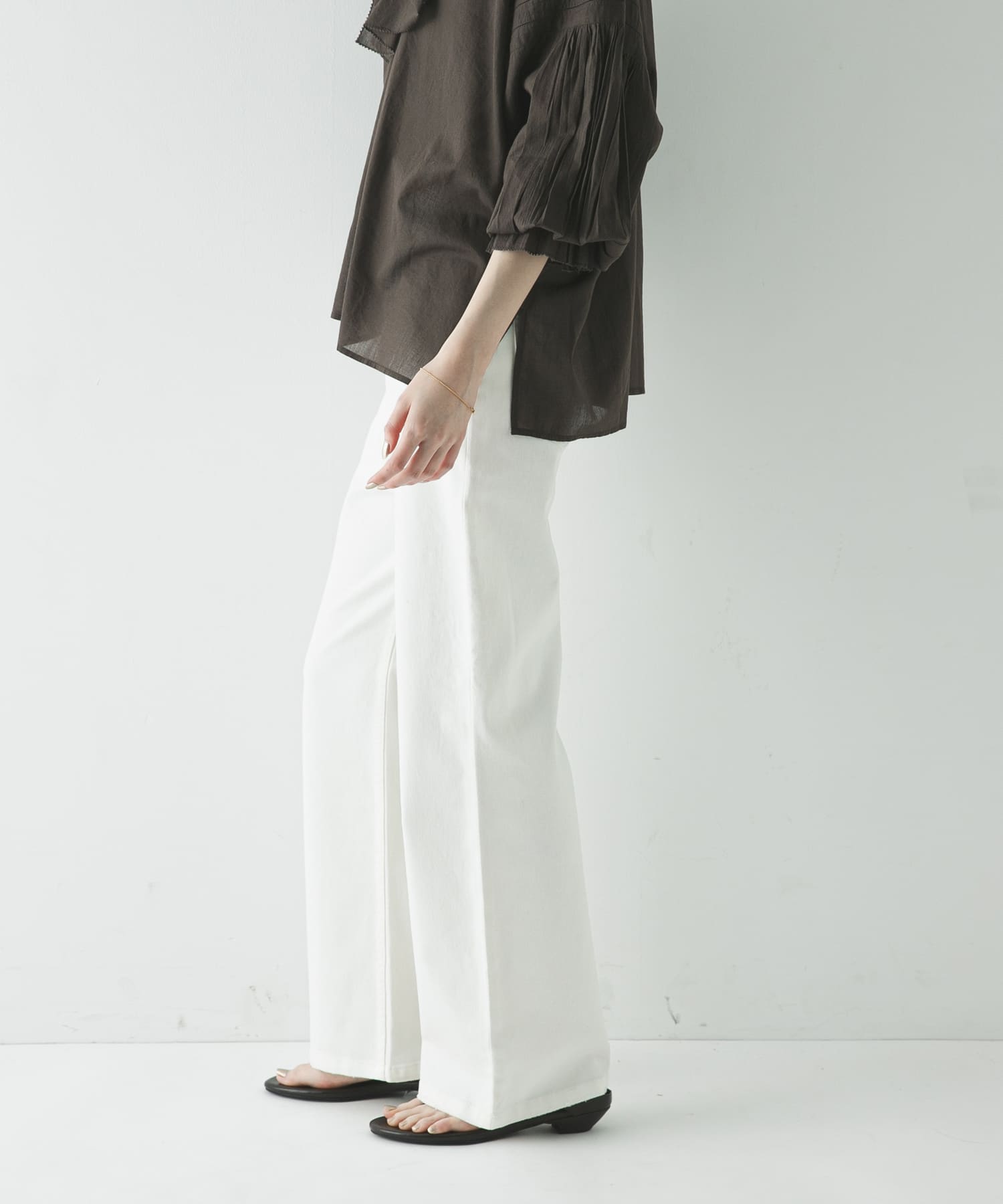 身長：166cm サイズ：38