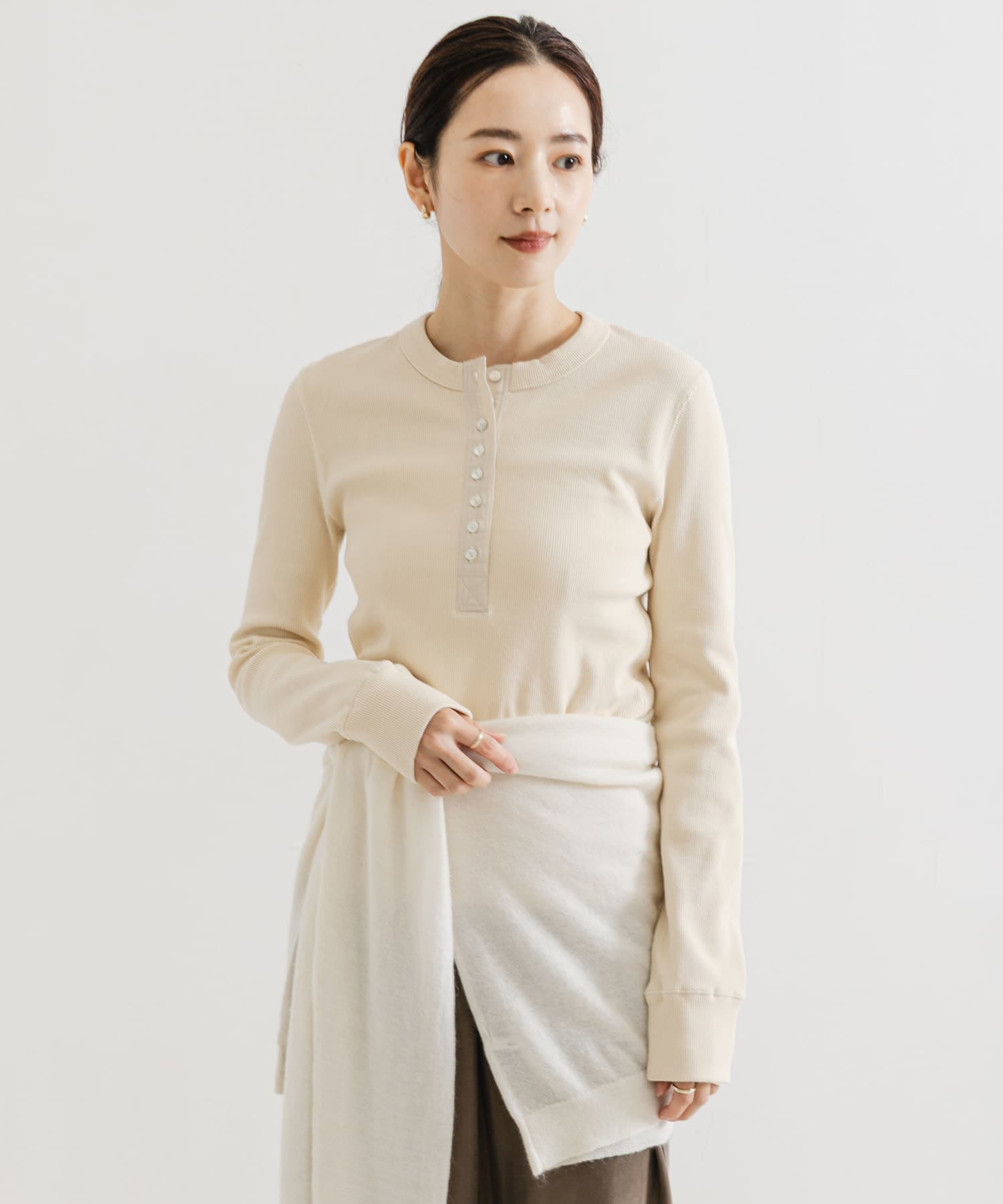 IVORYBEIGE