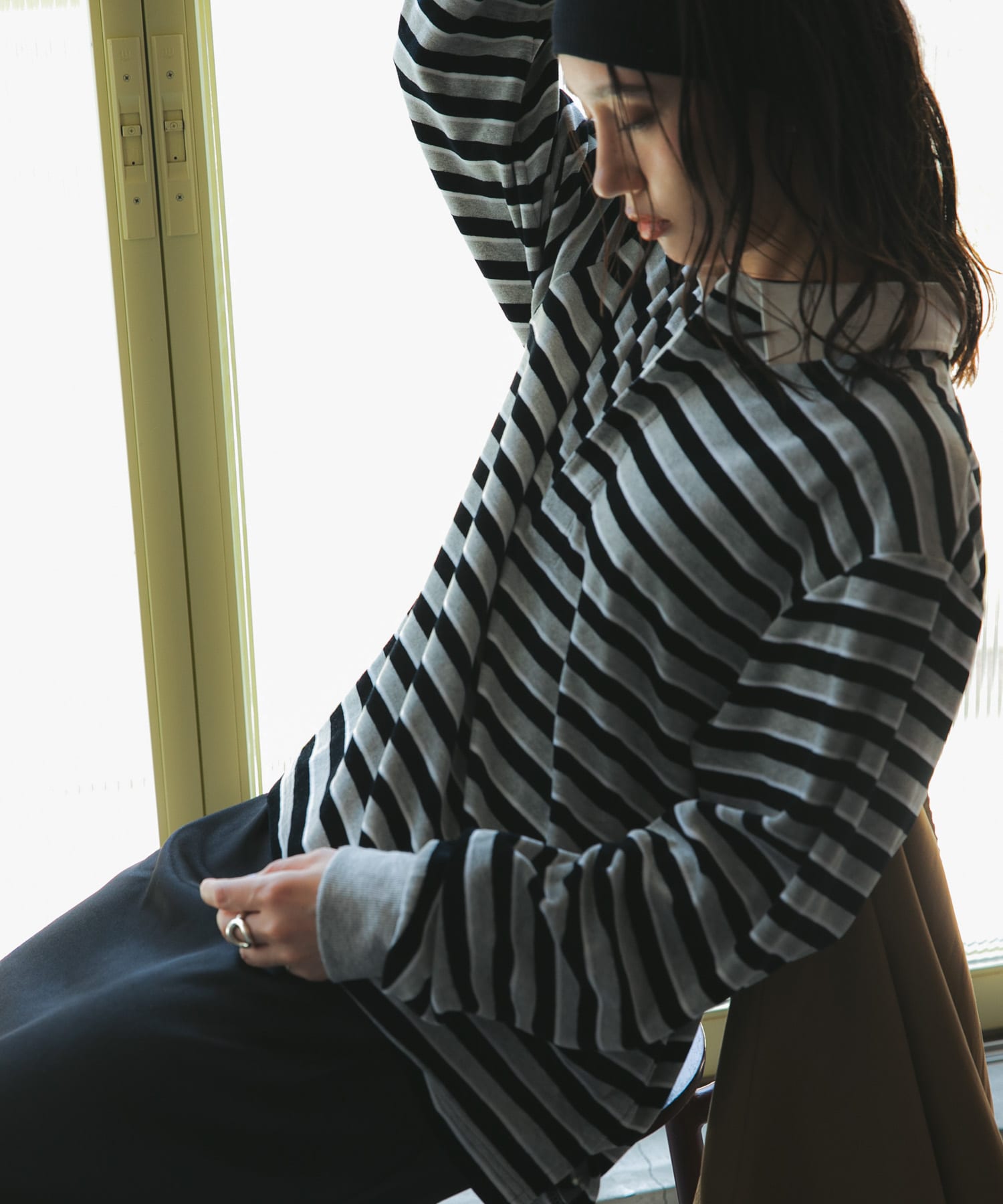 『UR TECH』ベロアボーダーラガーシャツ