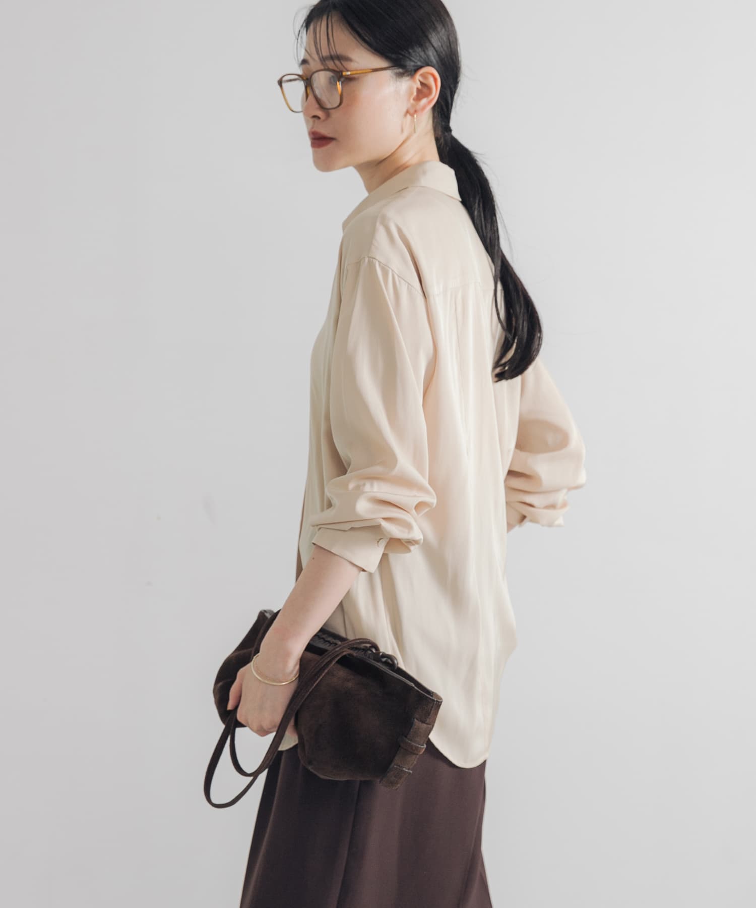 L.BEIGE