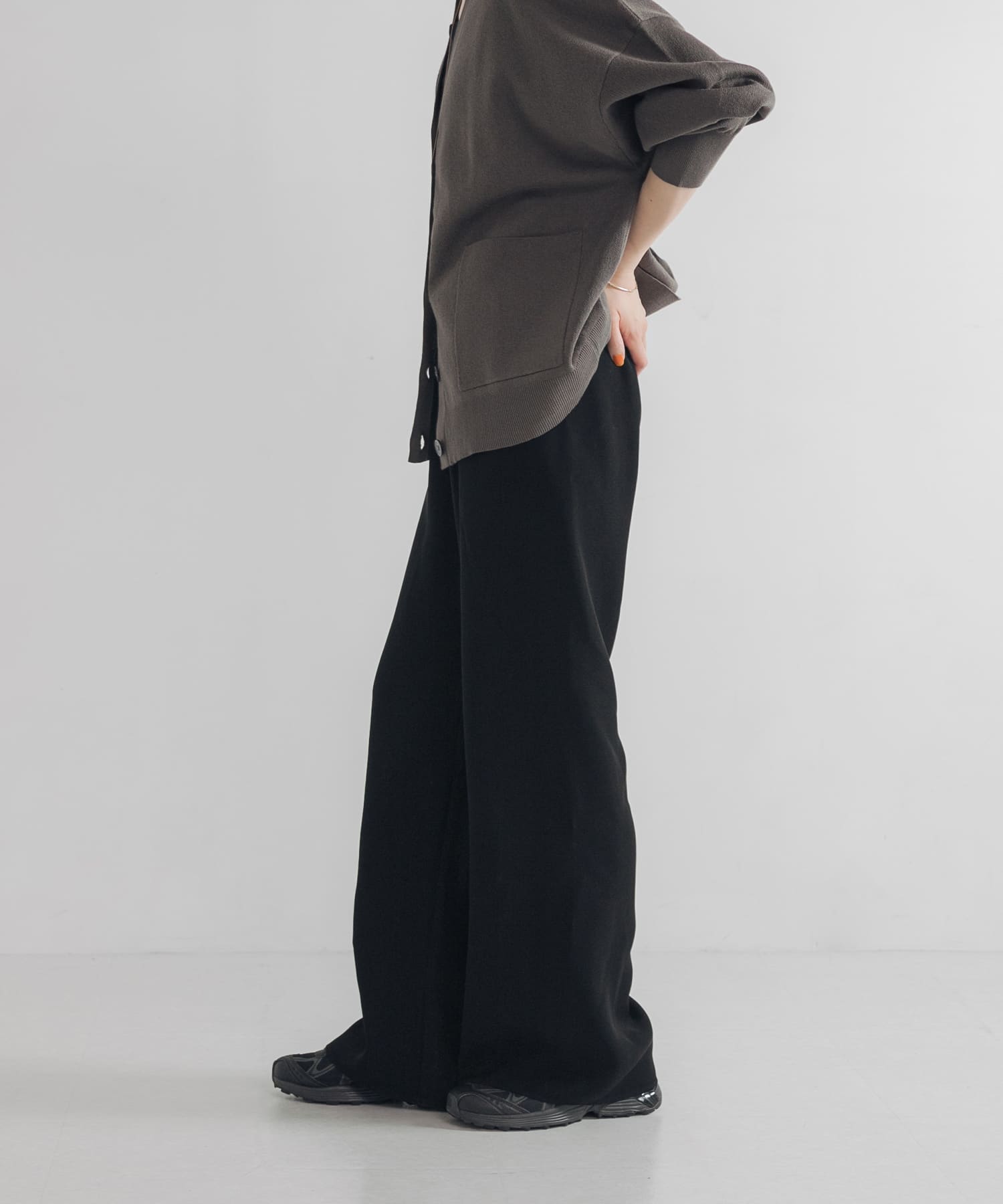 身長：170cm サイズ：38