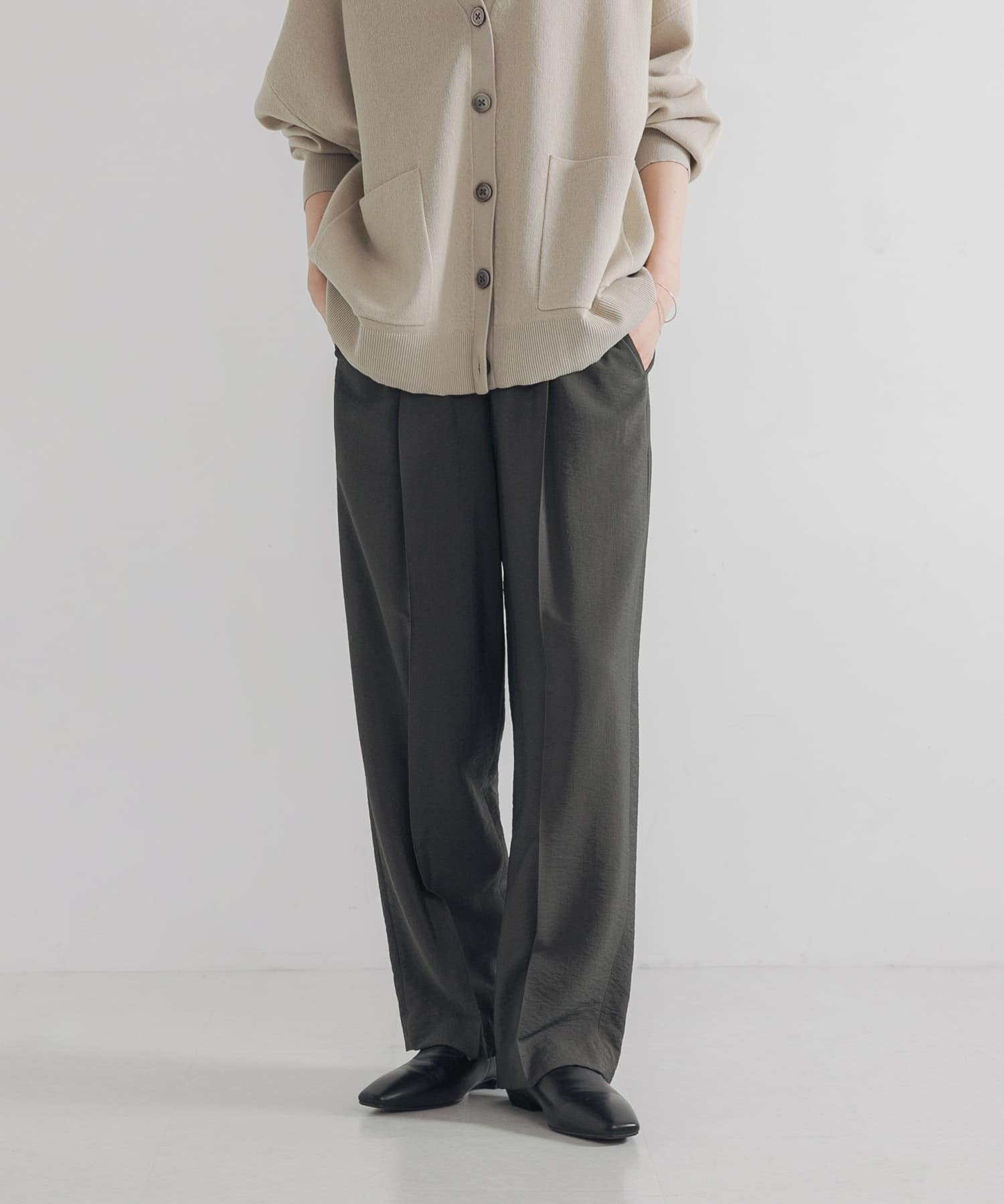 身長：170cm サイズ：38