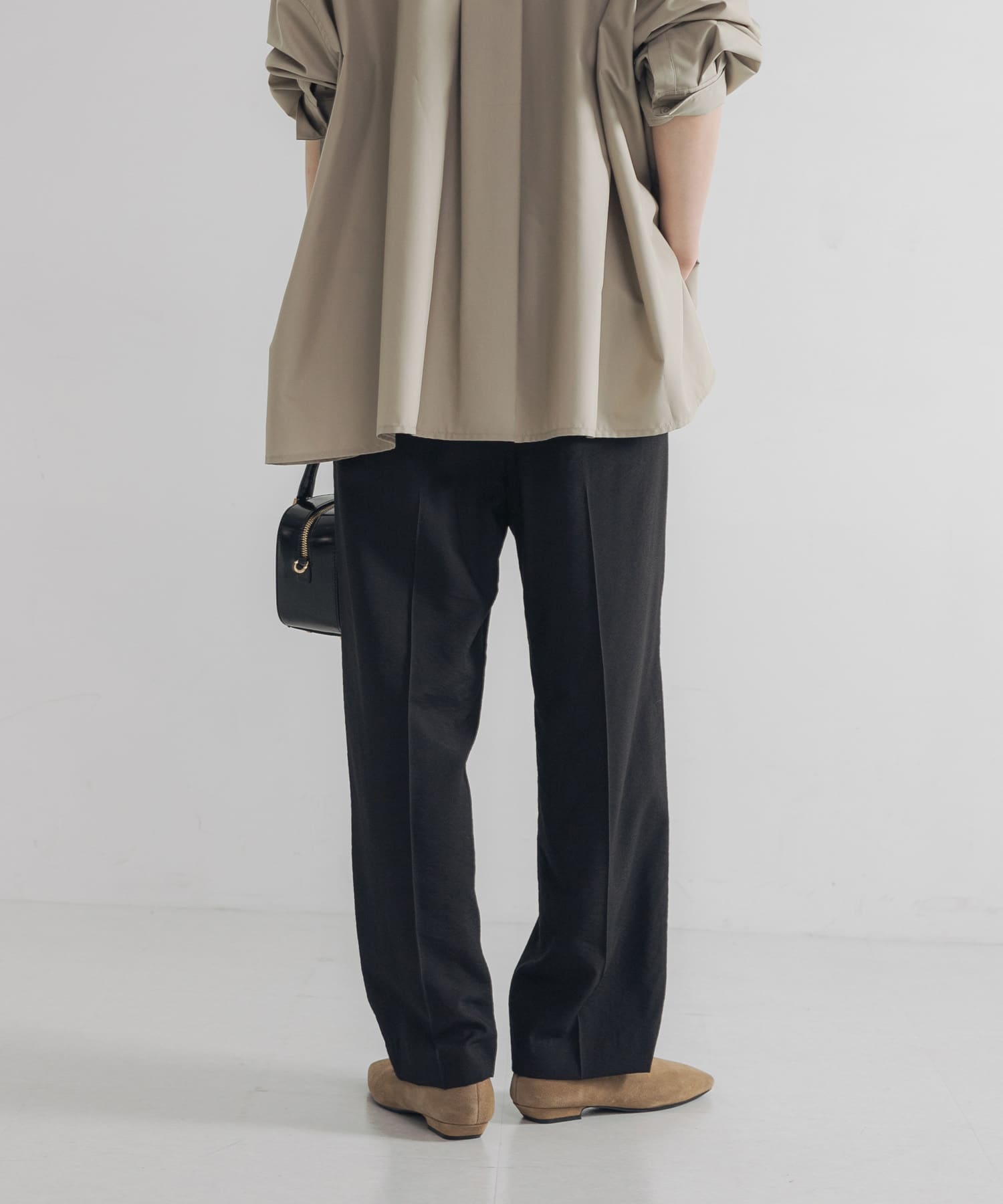 身長：170cm サイズ：38